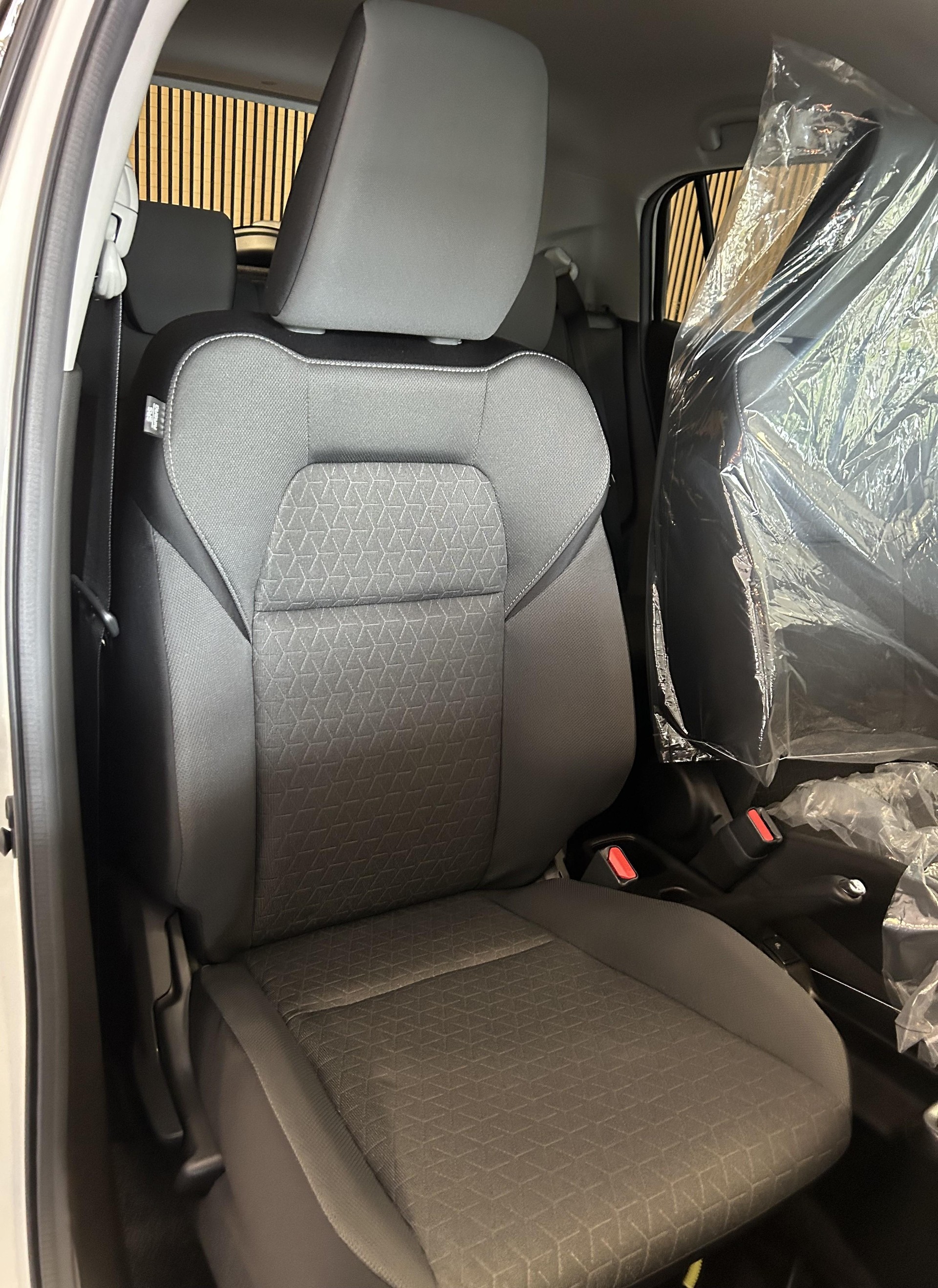 SUZUKI Swift 1.2 Compact Top Hybrid - 15