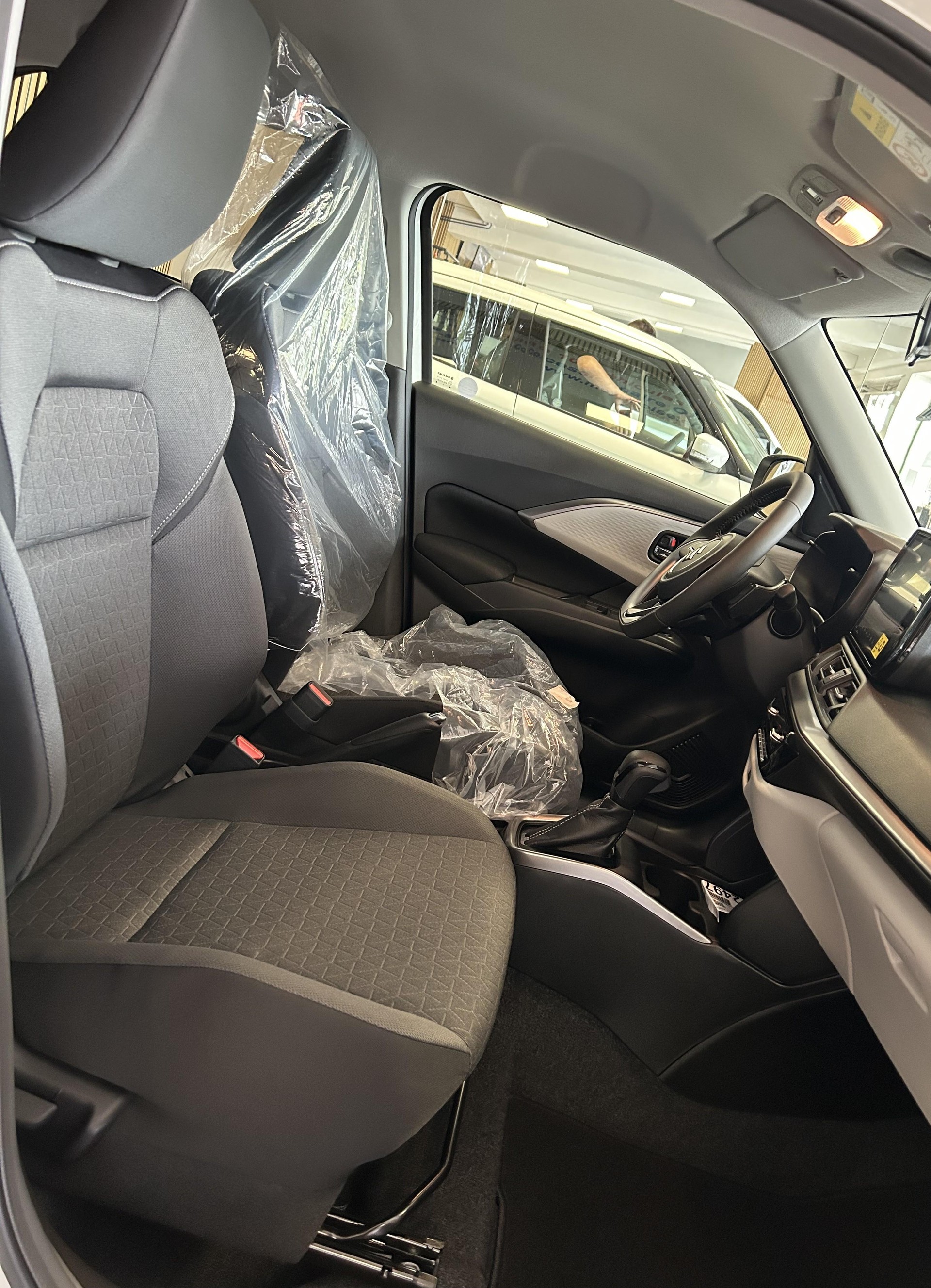 SUZUKI Swift 1.2 Compact Top Hybrid - 14