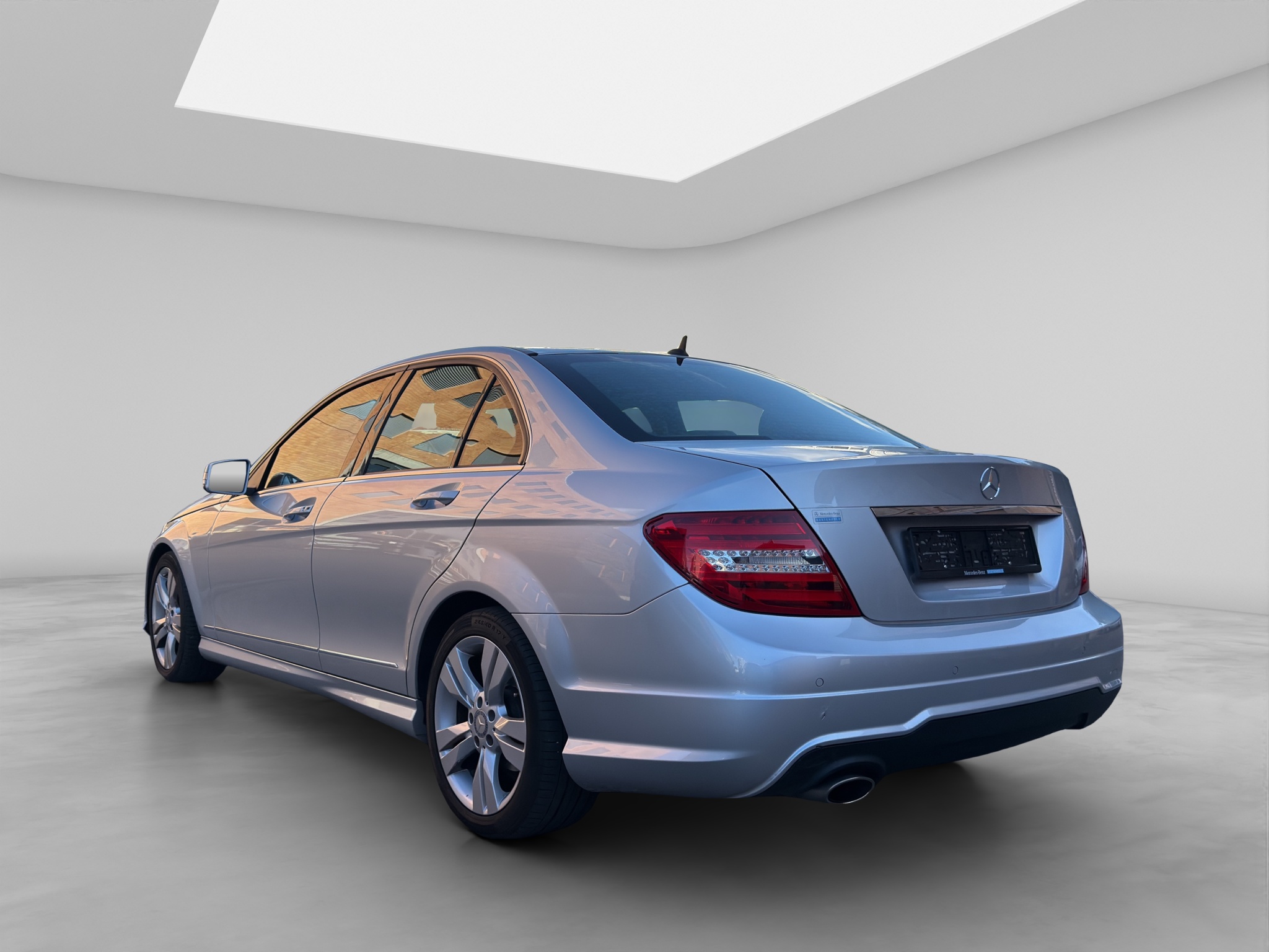 MERCEDES-BENZ C 180 4