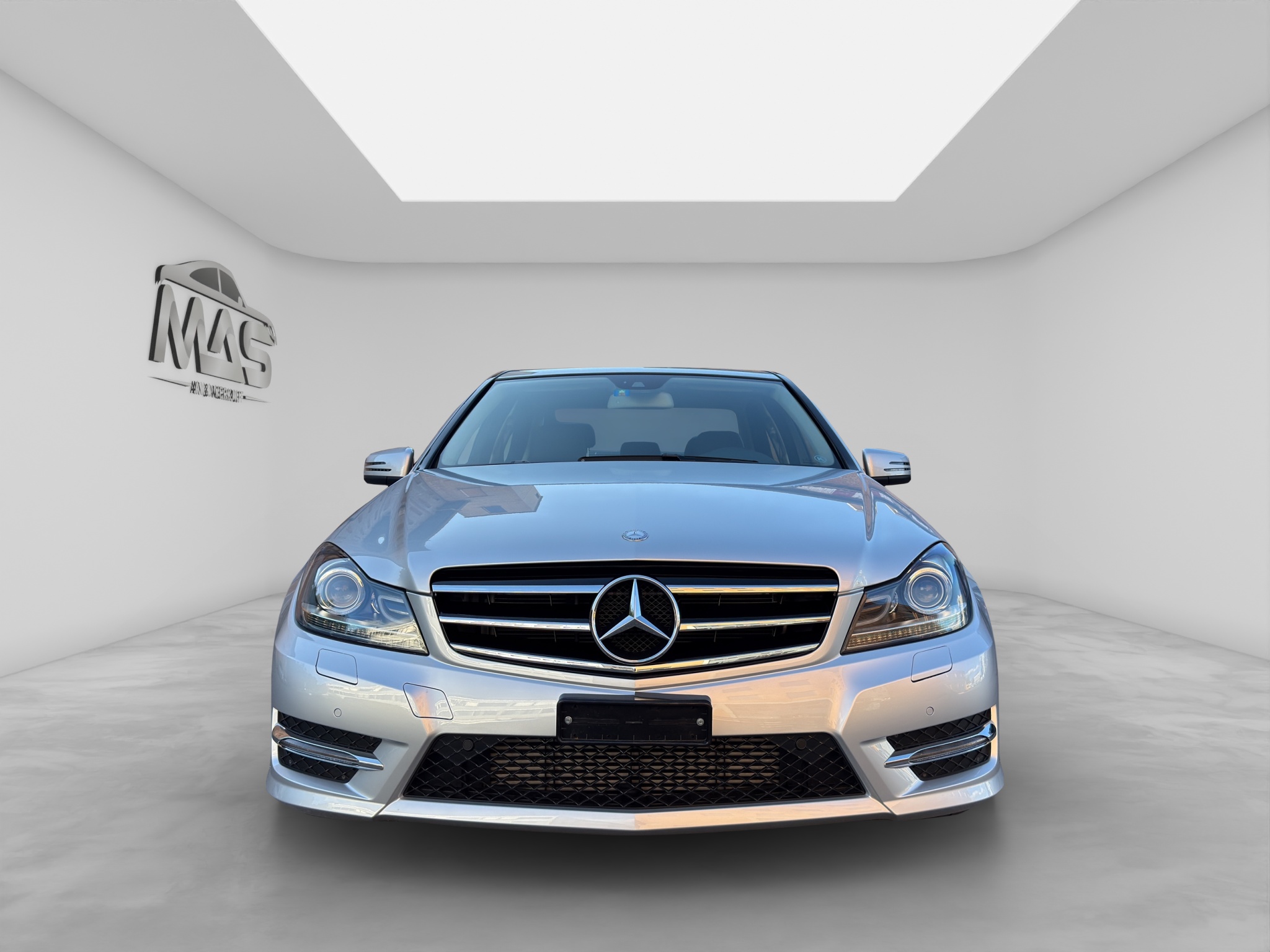 MERCEDES-BENZ C 180 2
