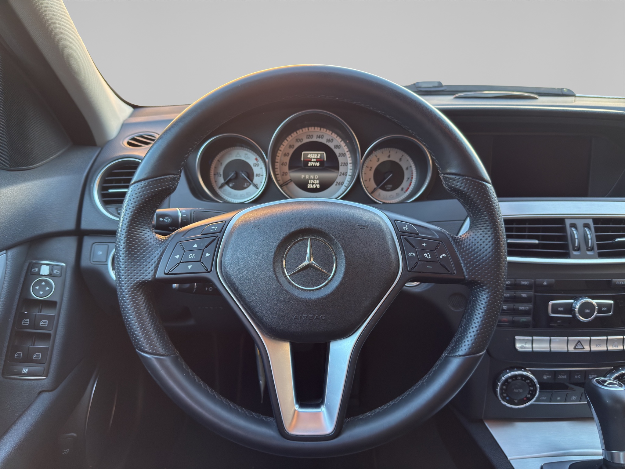 MERCEDES-BENZ C 180 10