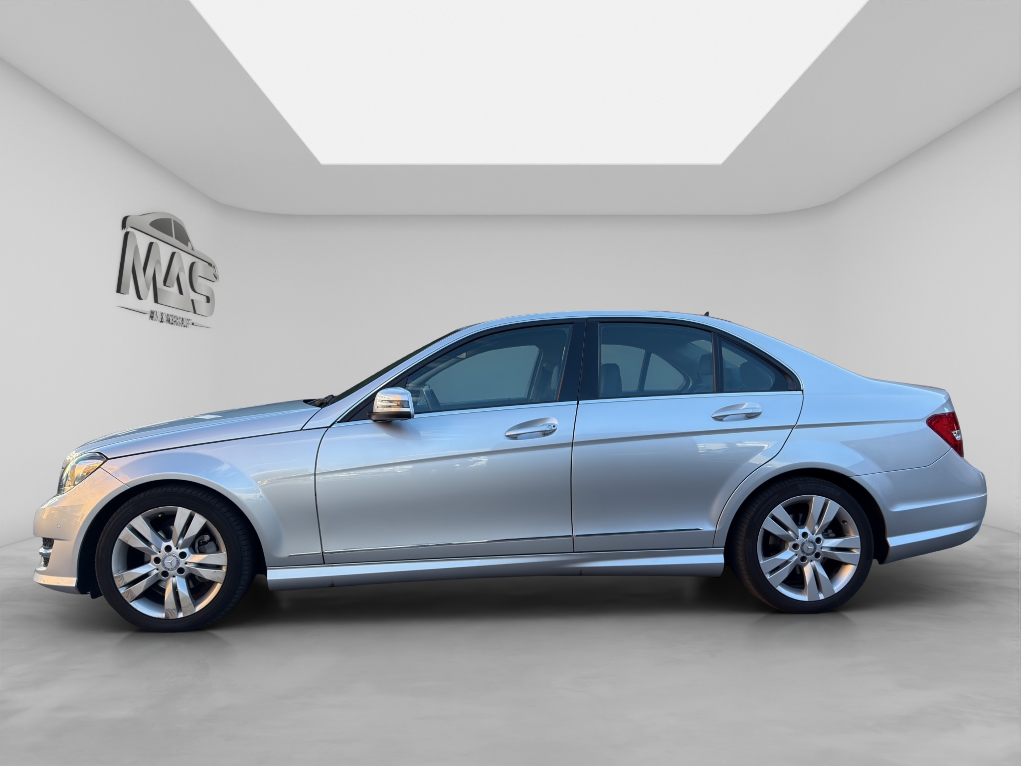 MERCEDES-BENZ C 180 3