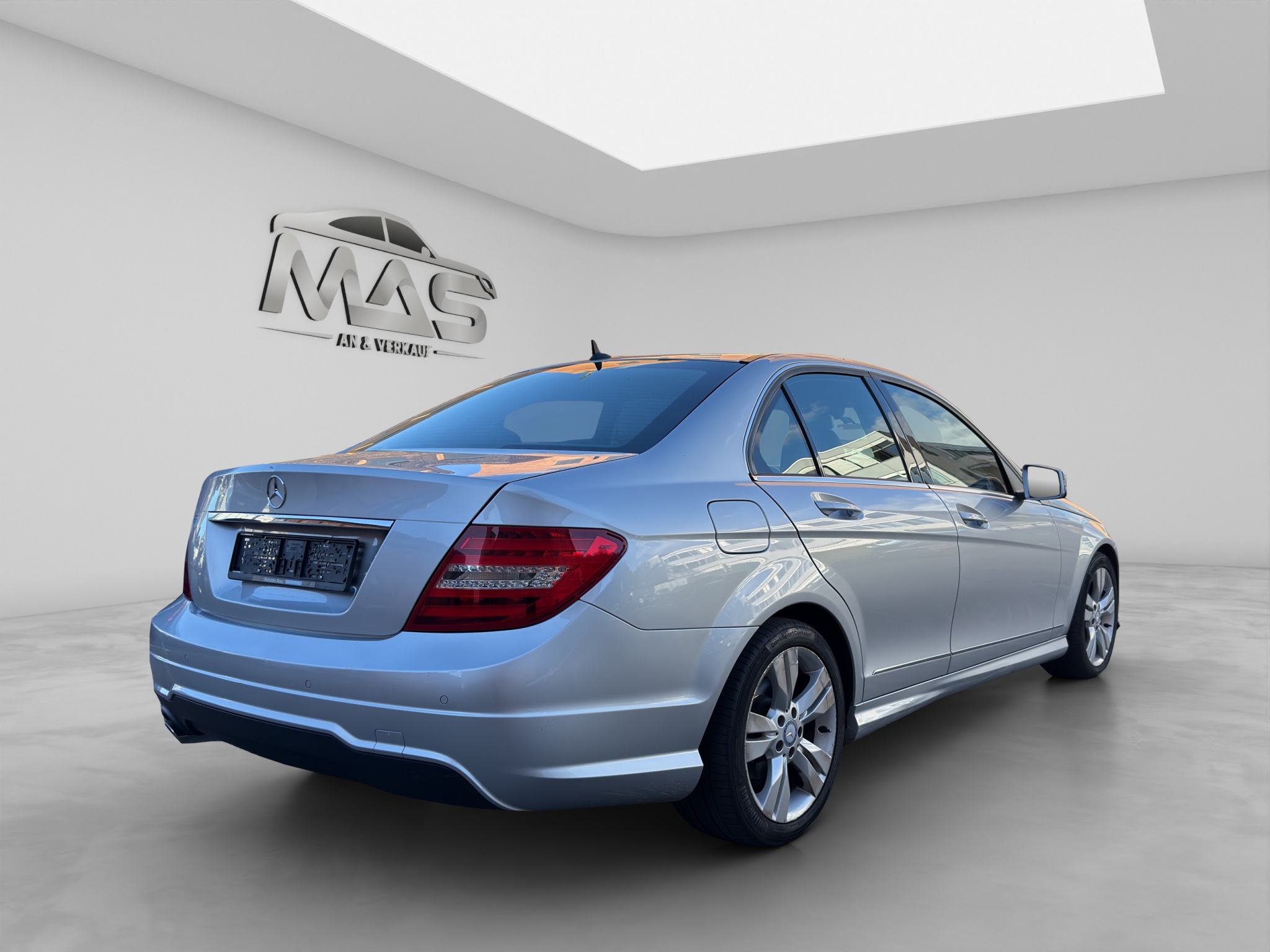 MERCEDES-BENZ C 180 6