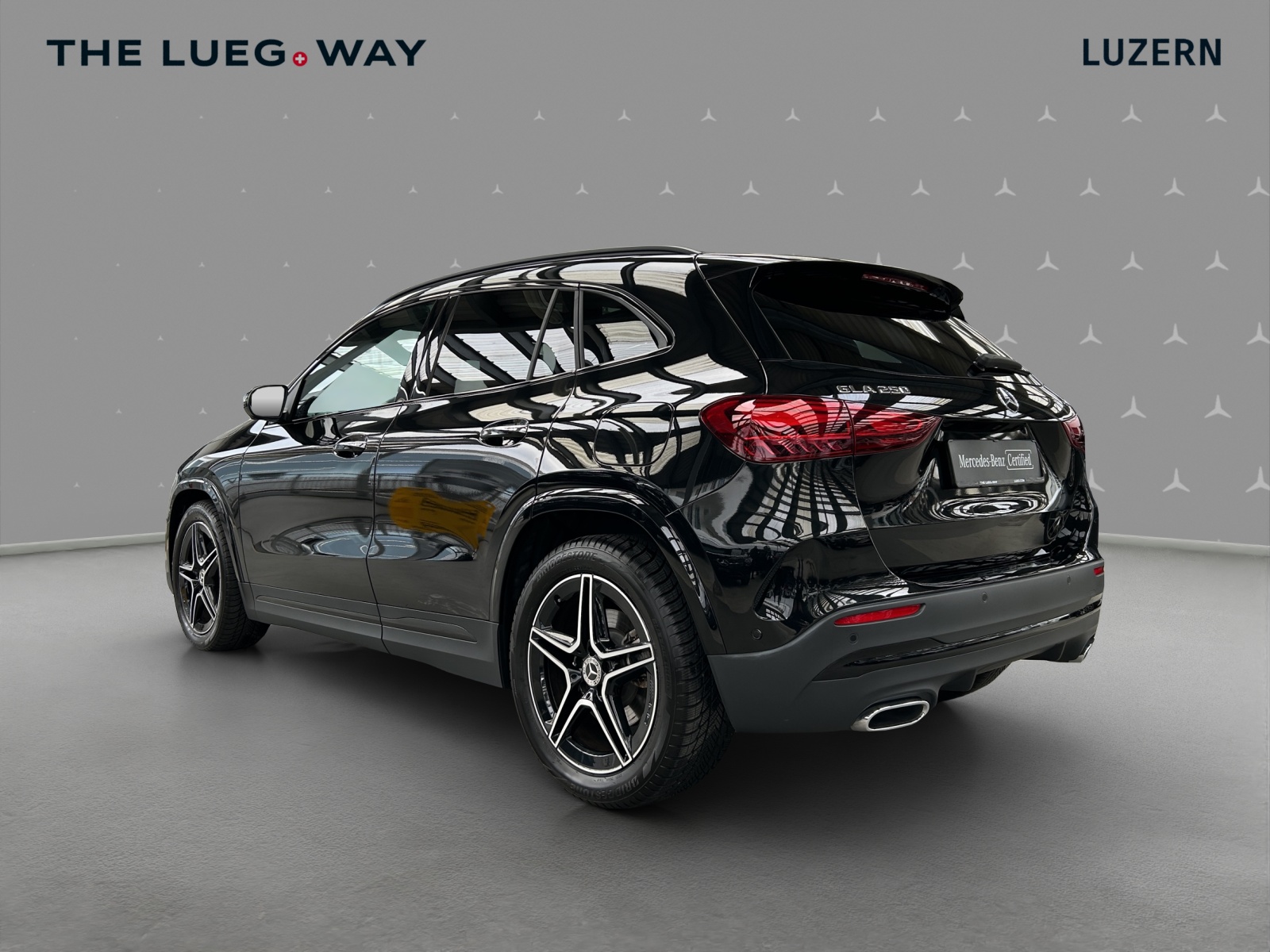 MERCEDES-BENZ GLA 250 4Matic 8G-DCT - 3