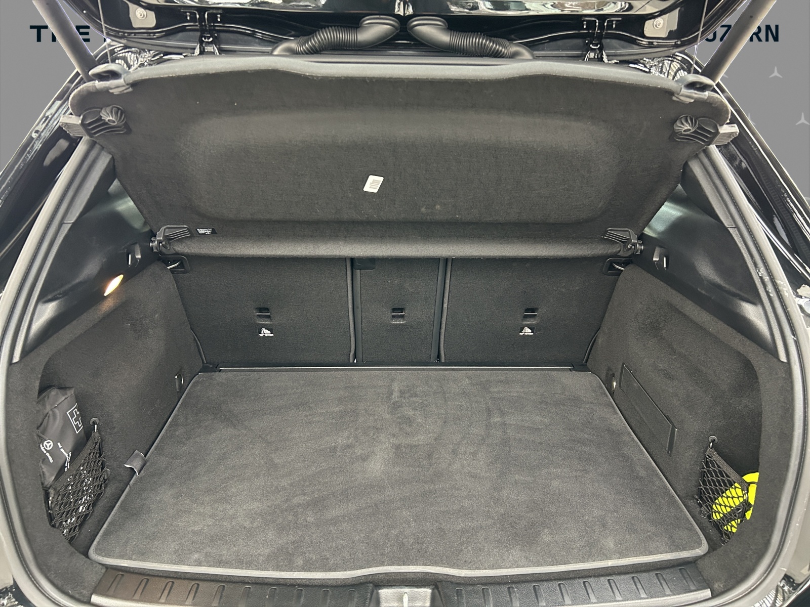 MERCEDES-BENZ GLA 250 4Matic 8G-DCT - 18