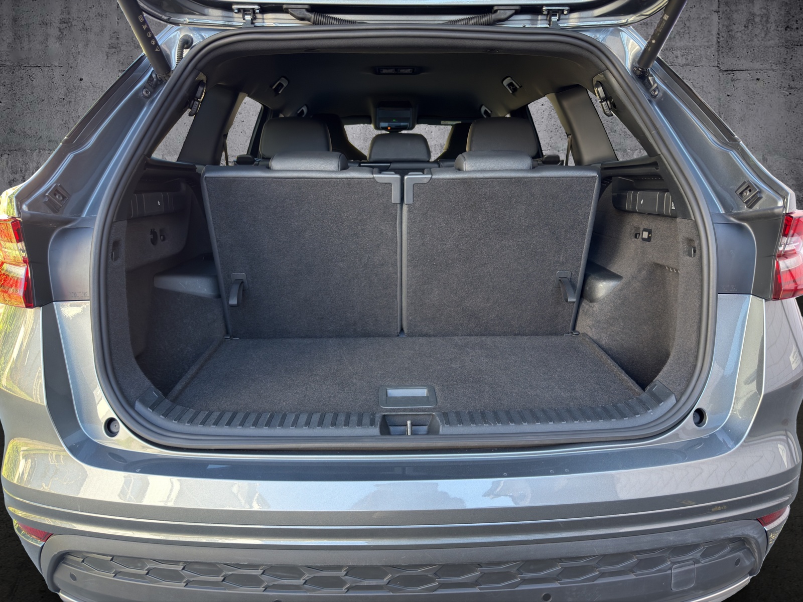 SKODA Kodiaq 2.0 TDI Sportline 4x4 *CH-Fahrzeug* - 11