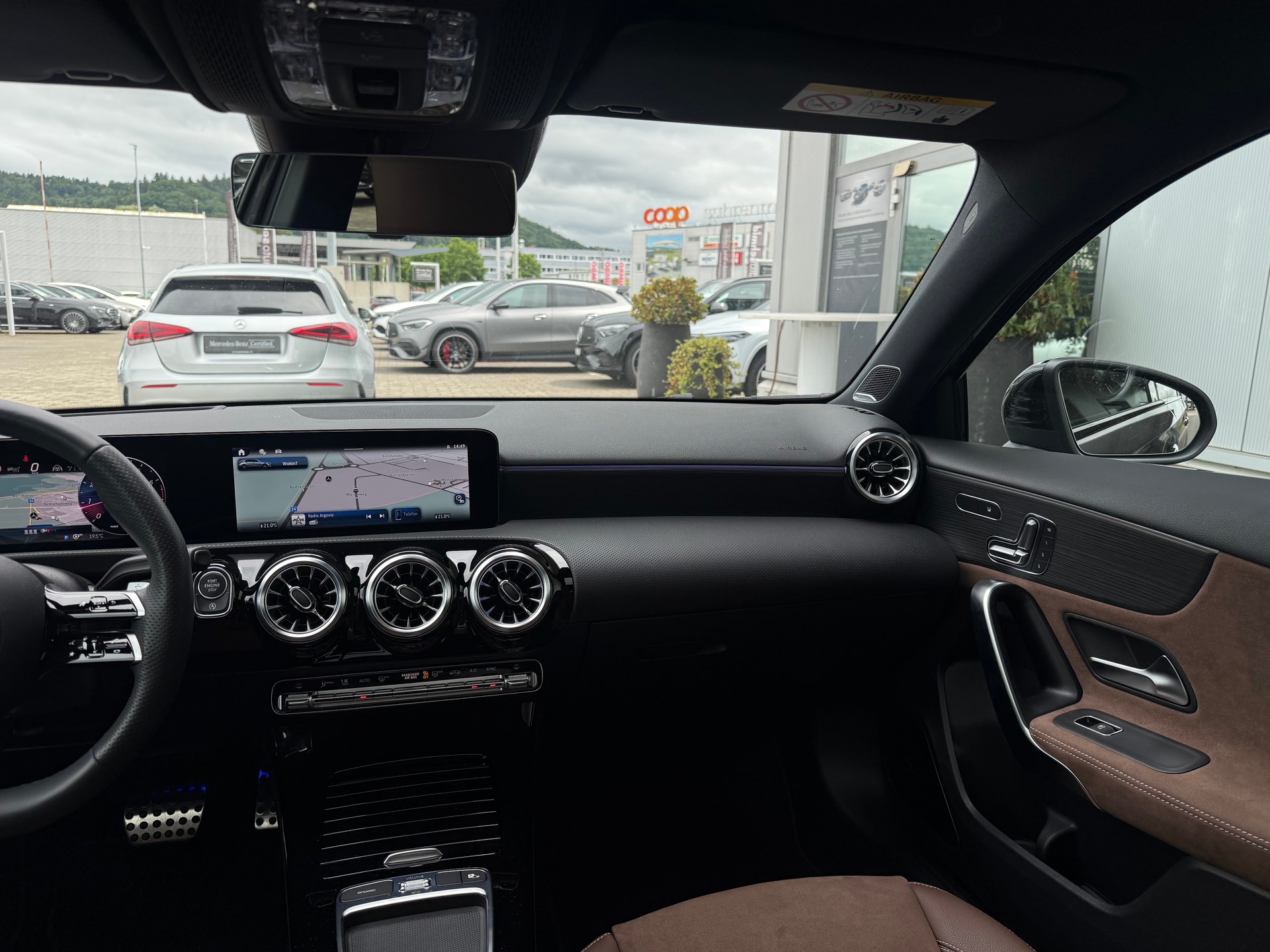 MERCEDES-BENZ A 250 AMG Line 4Matic 8G-DCT - 7