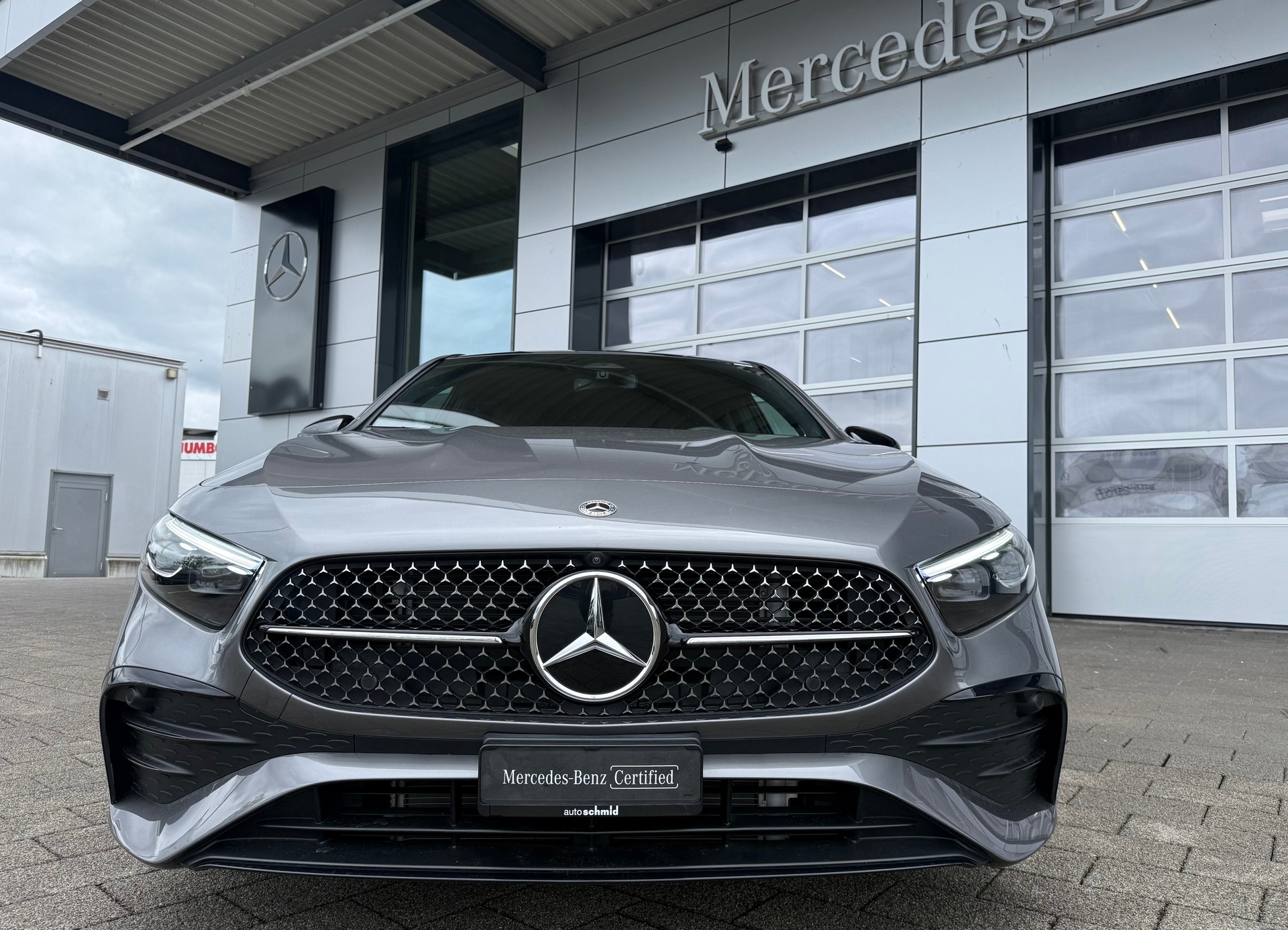 MERCEDES-BENZ A 250 AMG Line 4Matic 8G-DCT - 3