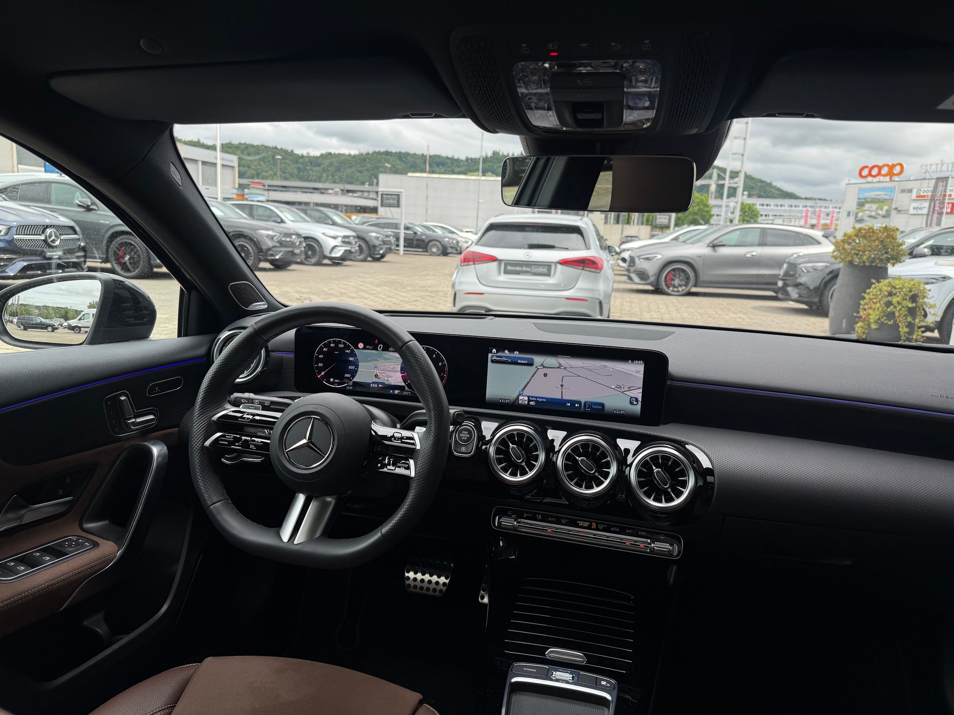 MERCEDES-BENZ A 250 AMG Line 4Matic 8G-DCT - 6