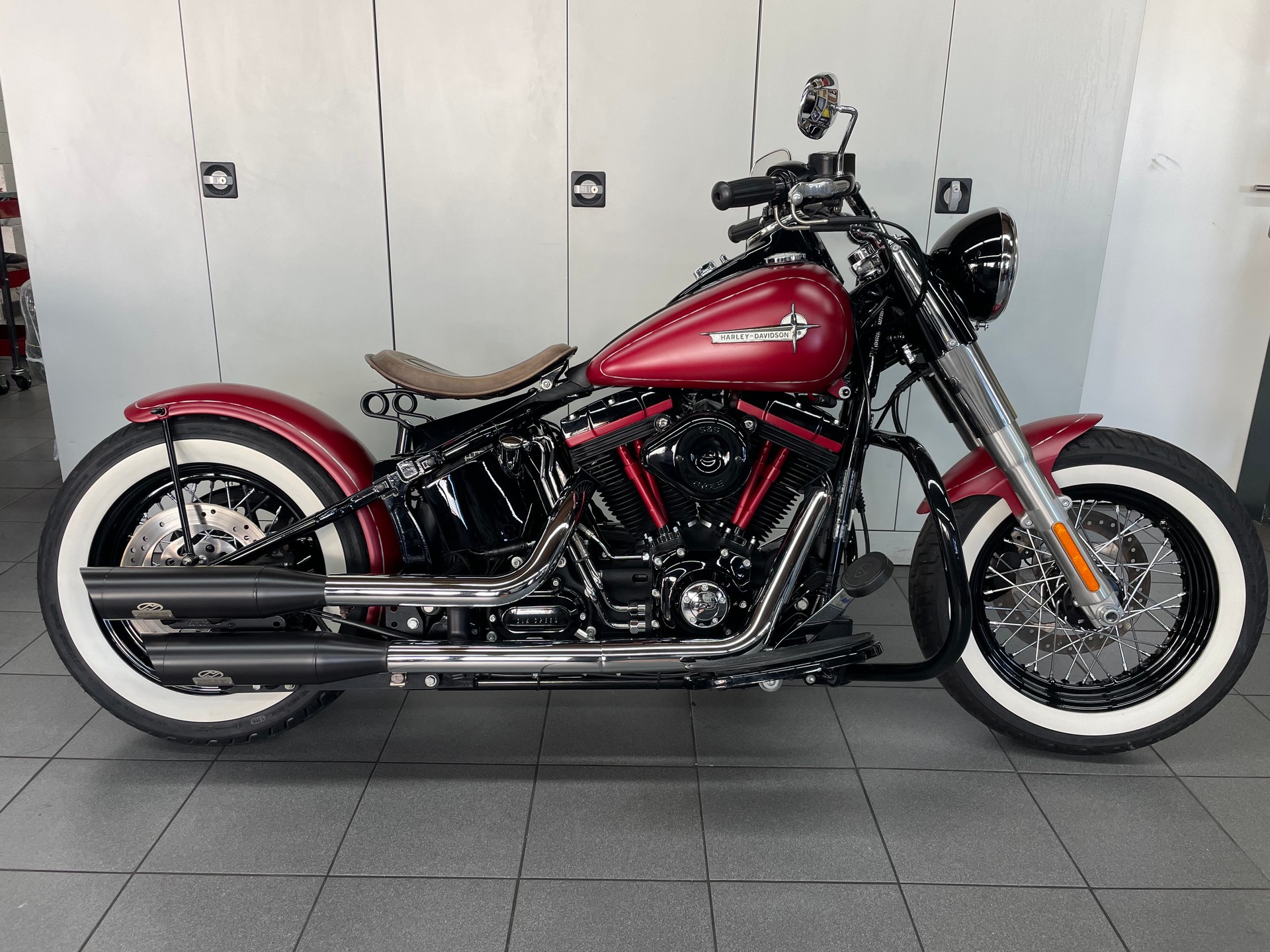 HARLEY-DAVIDSON FLS Softail Slim ABS