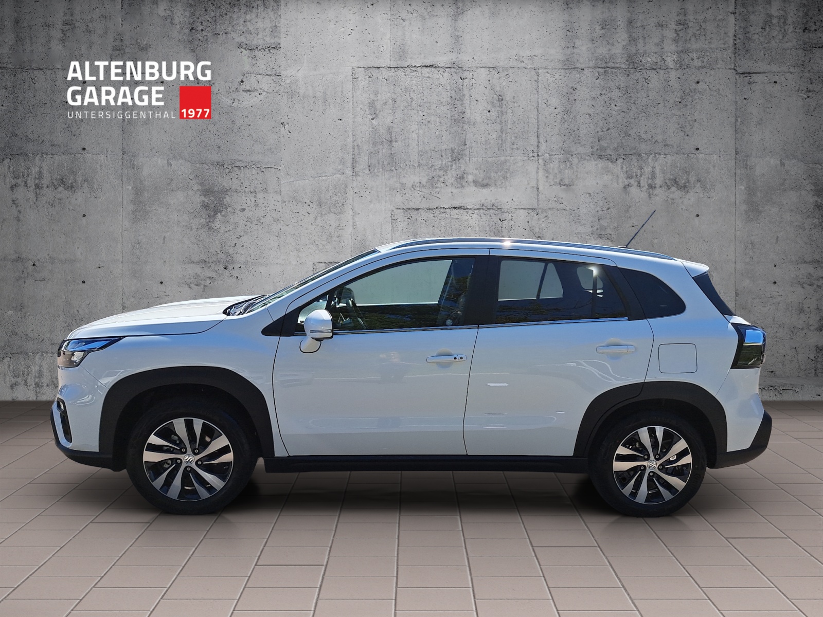 SUZUKI S‑Cross 1.4 T Compact Top Hybrid-1