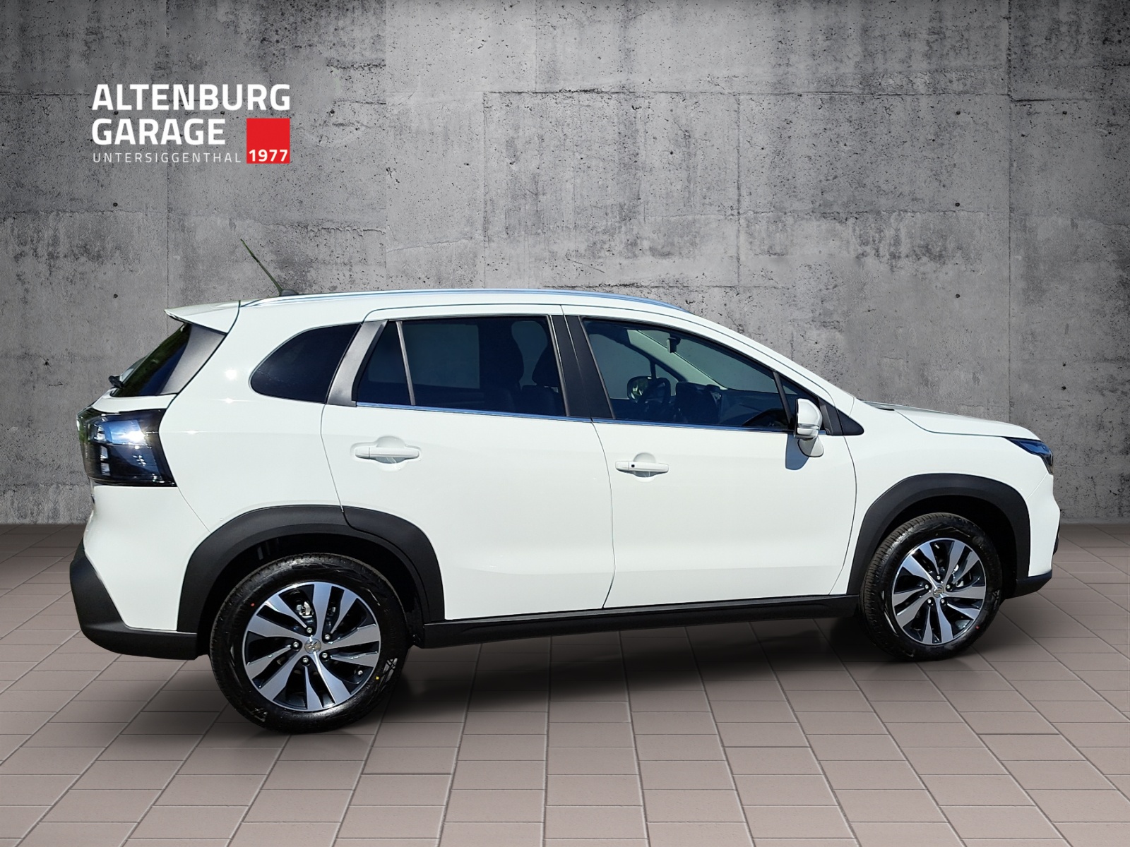 SUZUKI S‑Cross 1.4 T Compact Top Hybrid-5