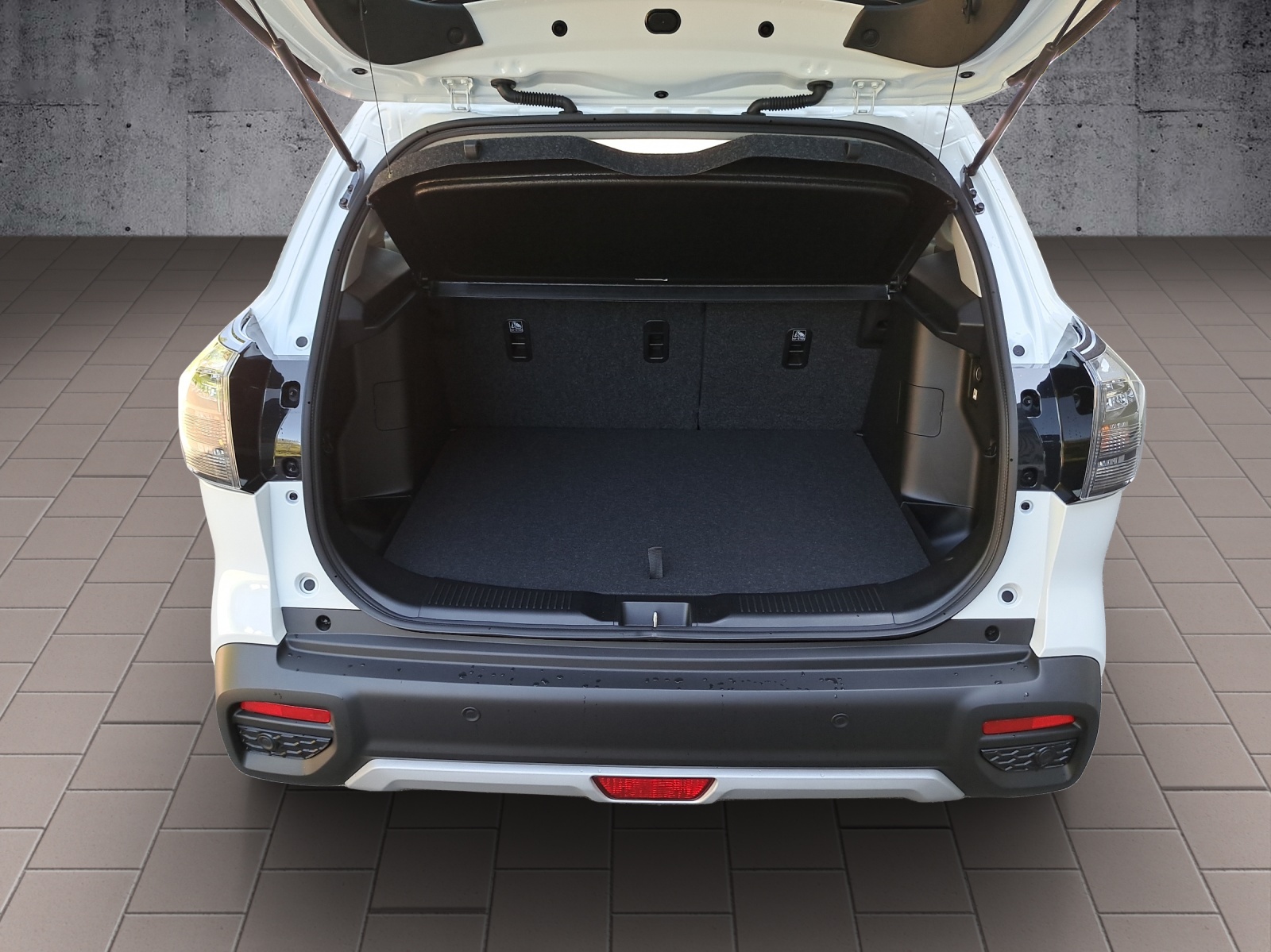 SUZUKI S‑Cross 1.4 T Compact Top Hybrid-14