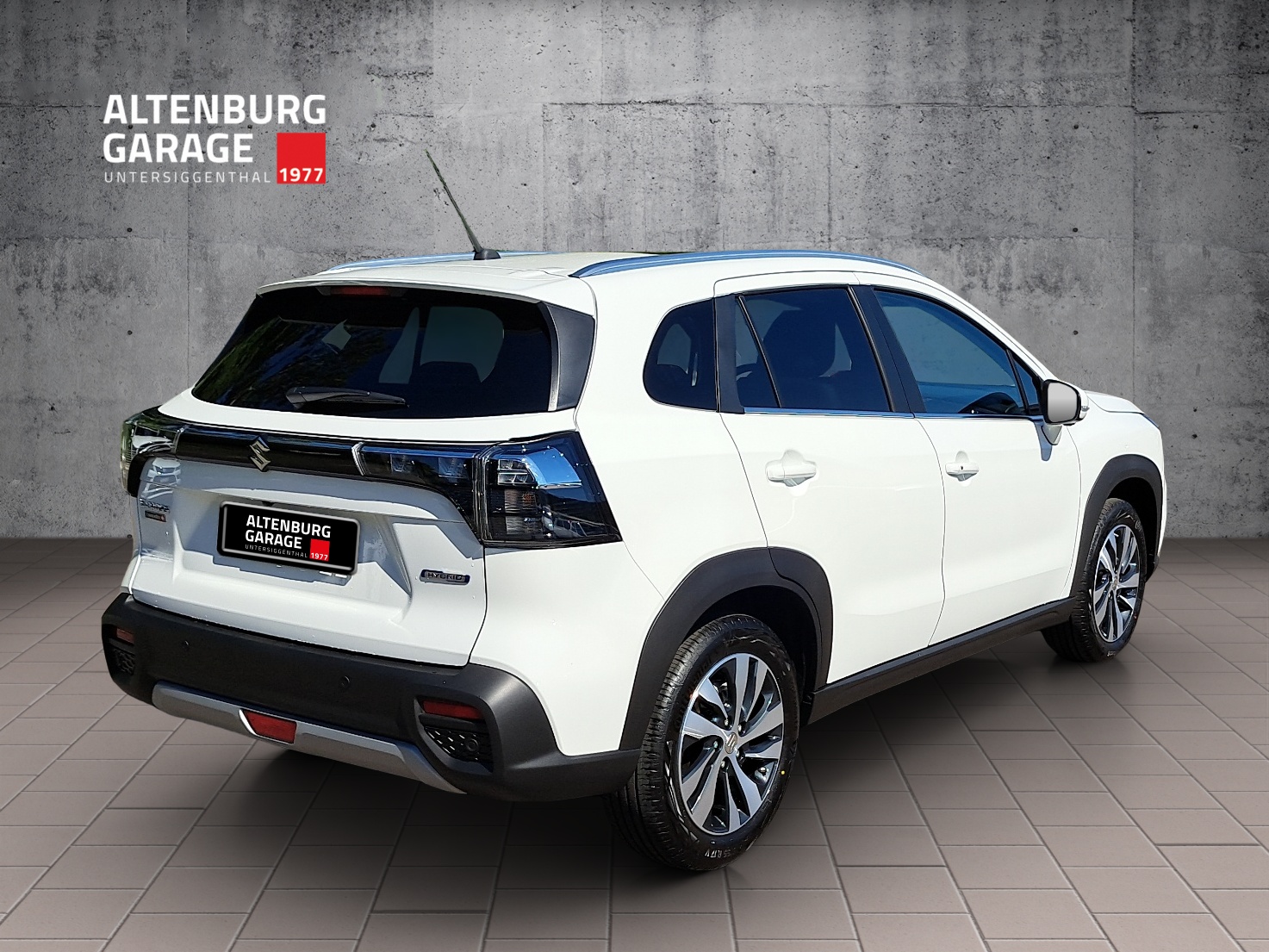 SUZUKI S‑Cross 1.4 T Compact Top Hybrid-4