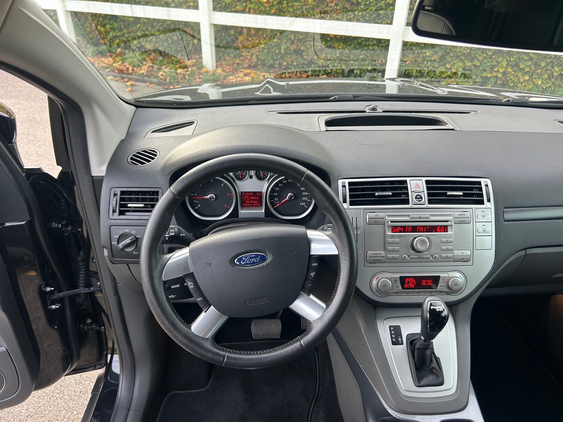 FORD Kuga 2.0 TDCi Titanium 4WD PowerShift - 11