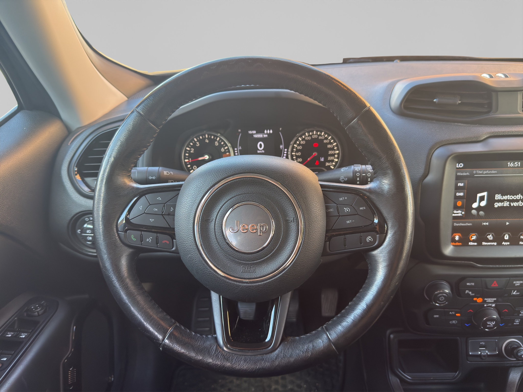 JEEP RENEGADE 10