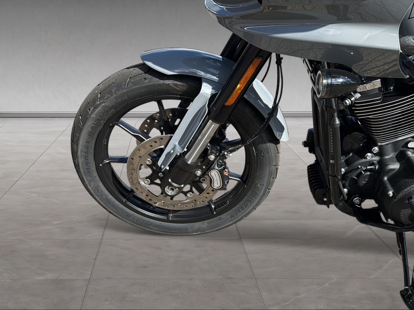 HARLEY-DAVIDSON FXLRST Low Rider ST 117ci - 6