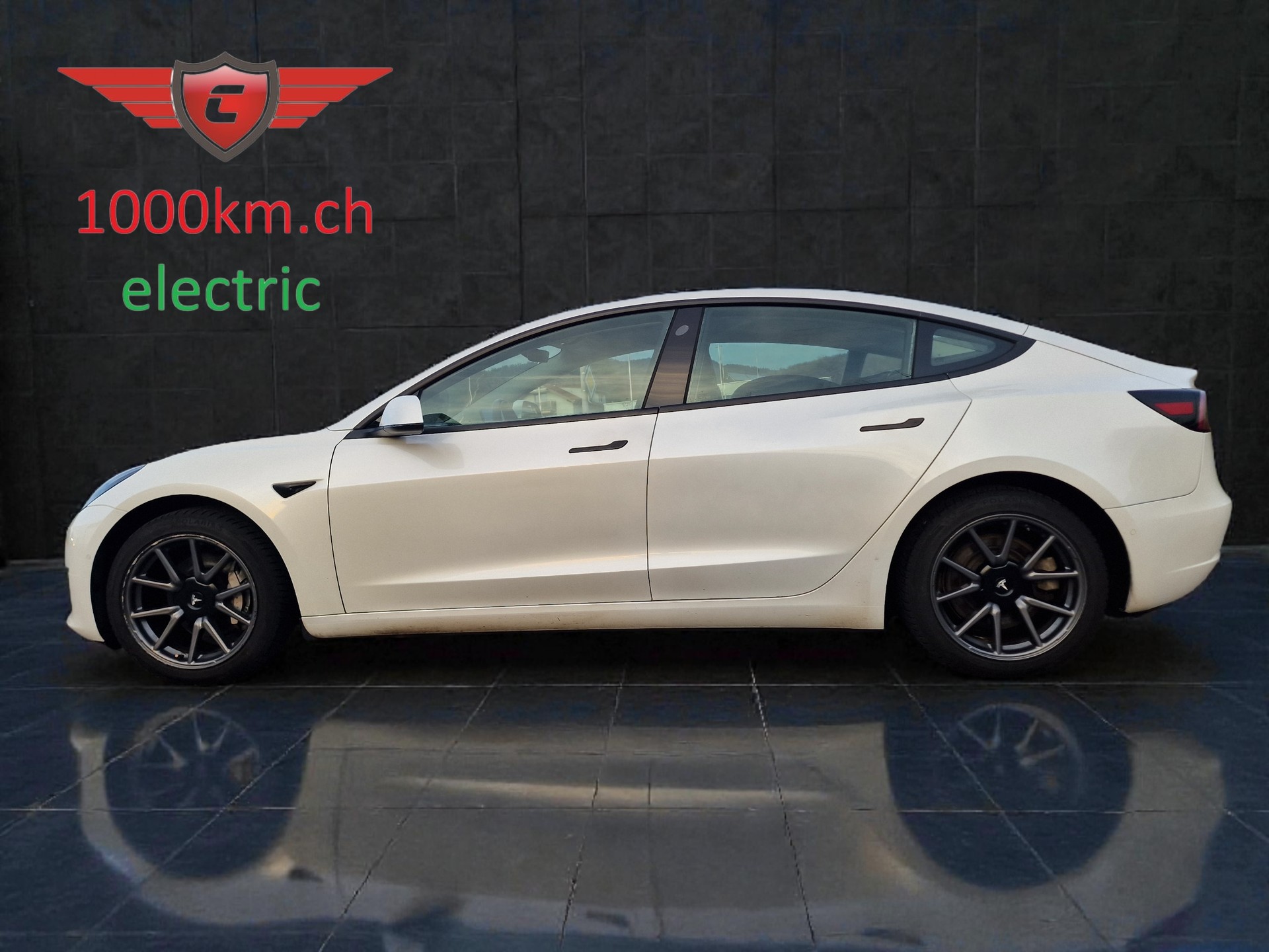 TESLA Model 3 Long Range Dual Motor AWD 12Mt Gara MFK Neu 8x Alu