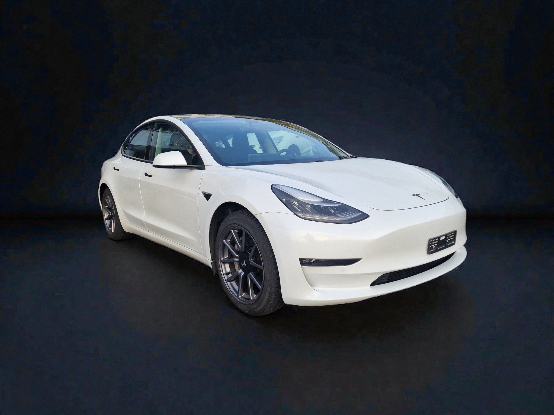 TESLA Model 3 Long Range Dual Motor AWD 12Mt Gara MFK Neu 8x Alu - 4