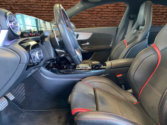 MERCEDES-BENZ CLA 45 S AMG 4Matic+ - 11