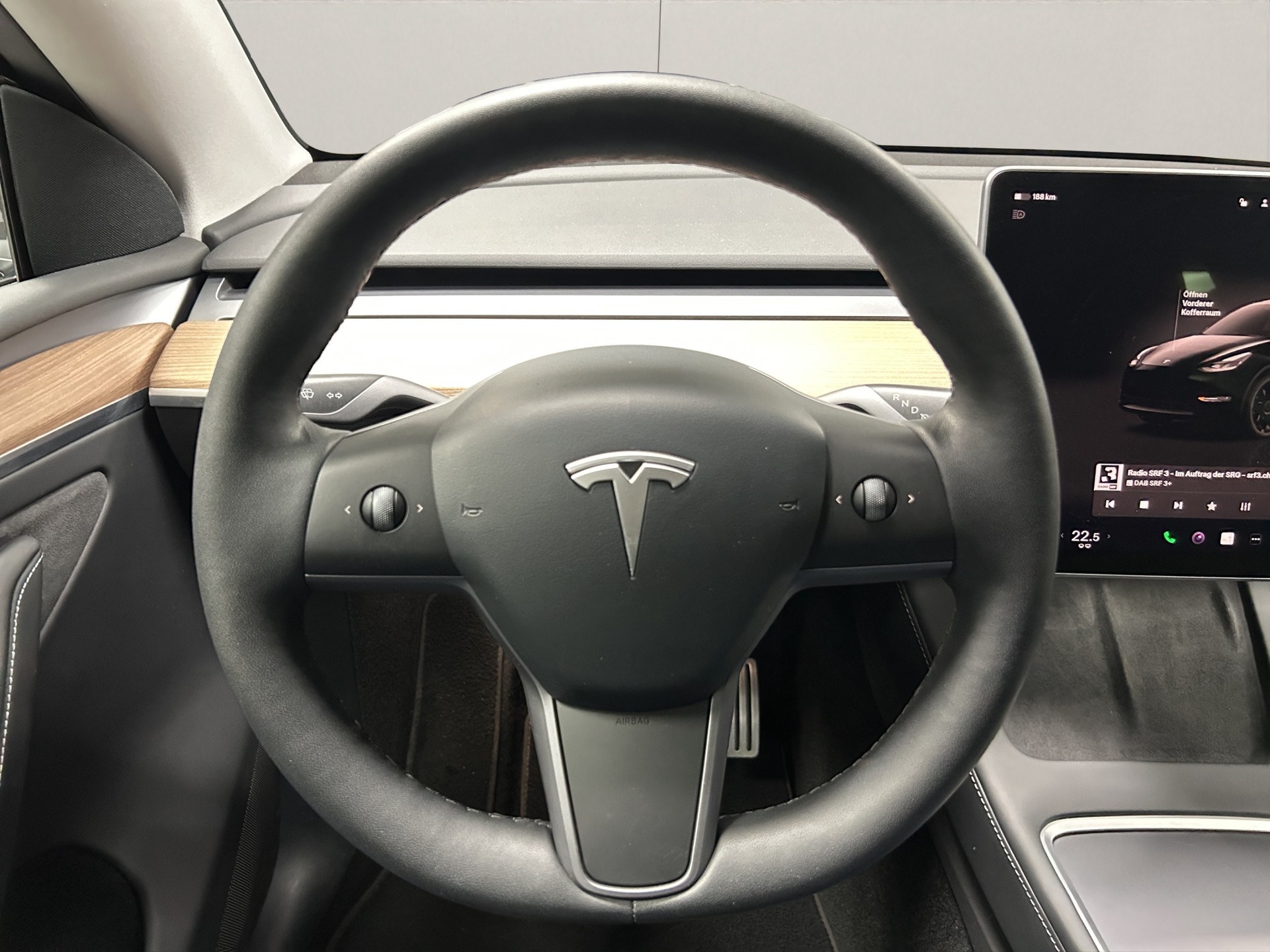 TESLA Model Y Performance FSD - 9