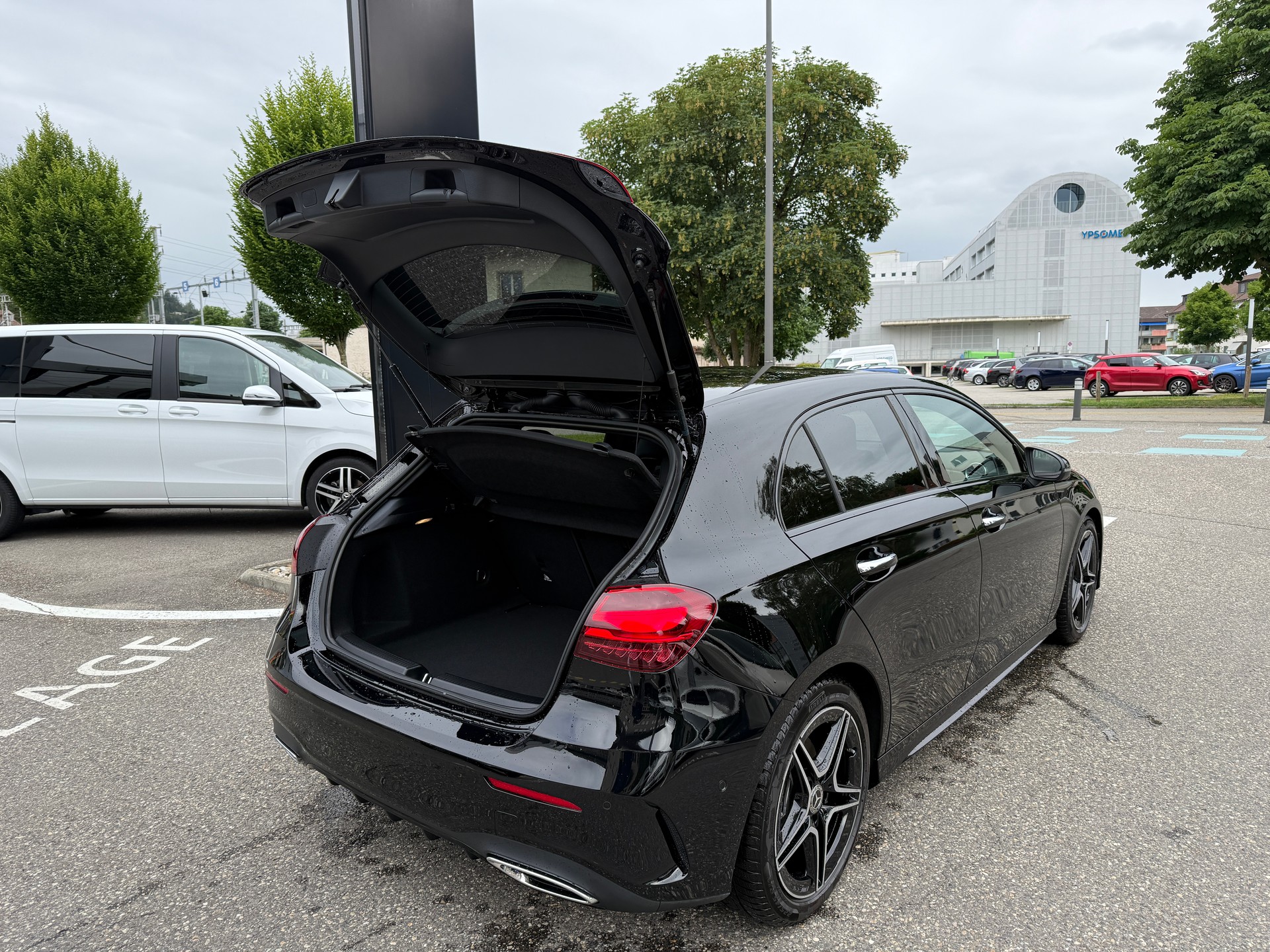 MERCEDES-BENZ A 200 AMG Line - 8