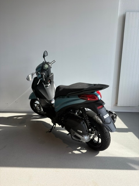 PIAGGIO Medley 200 Sport E5+ - 5