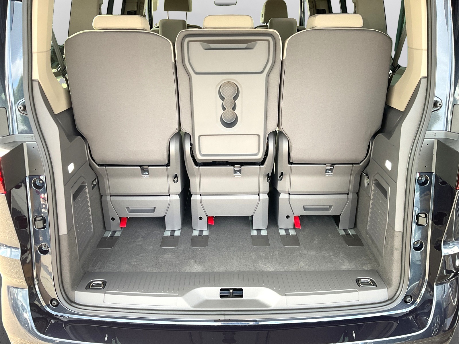 VW MULTIVAN Multivan 1.5 eHybrid 4Motion DSG - 12