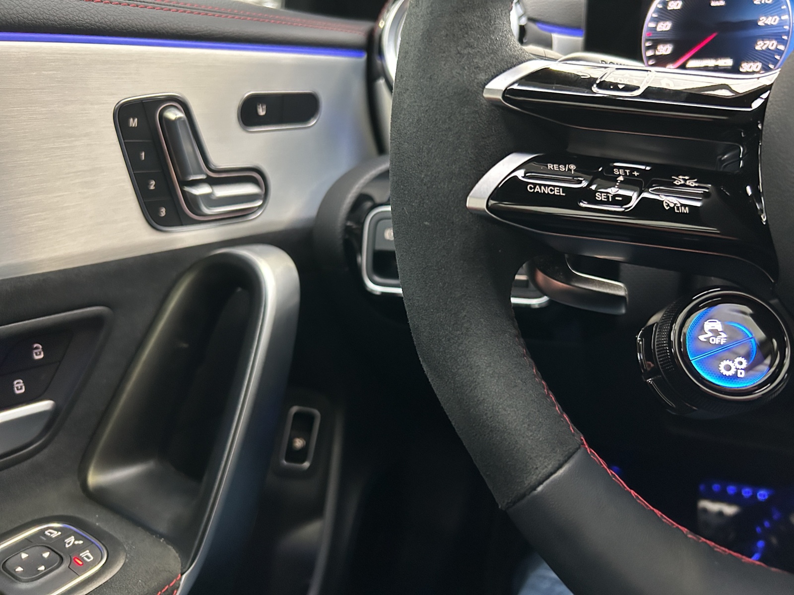 MERCEDES-BENZ CLA 45 S AMG 4Matic+ 8G-DCT - 15