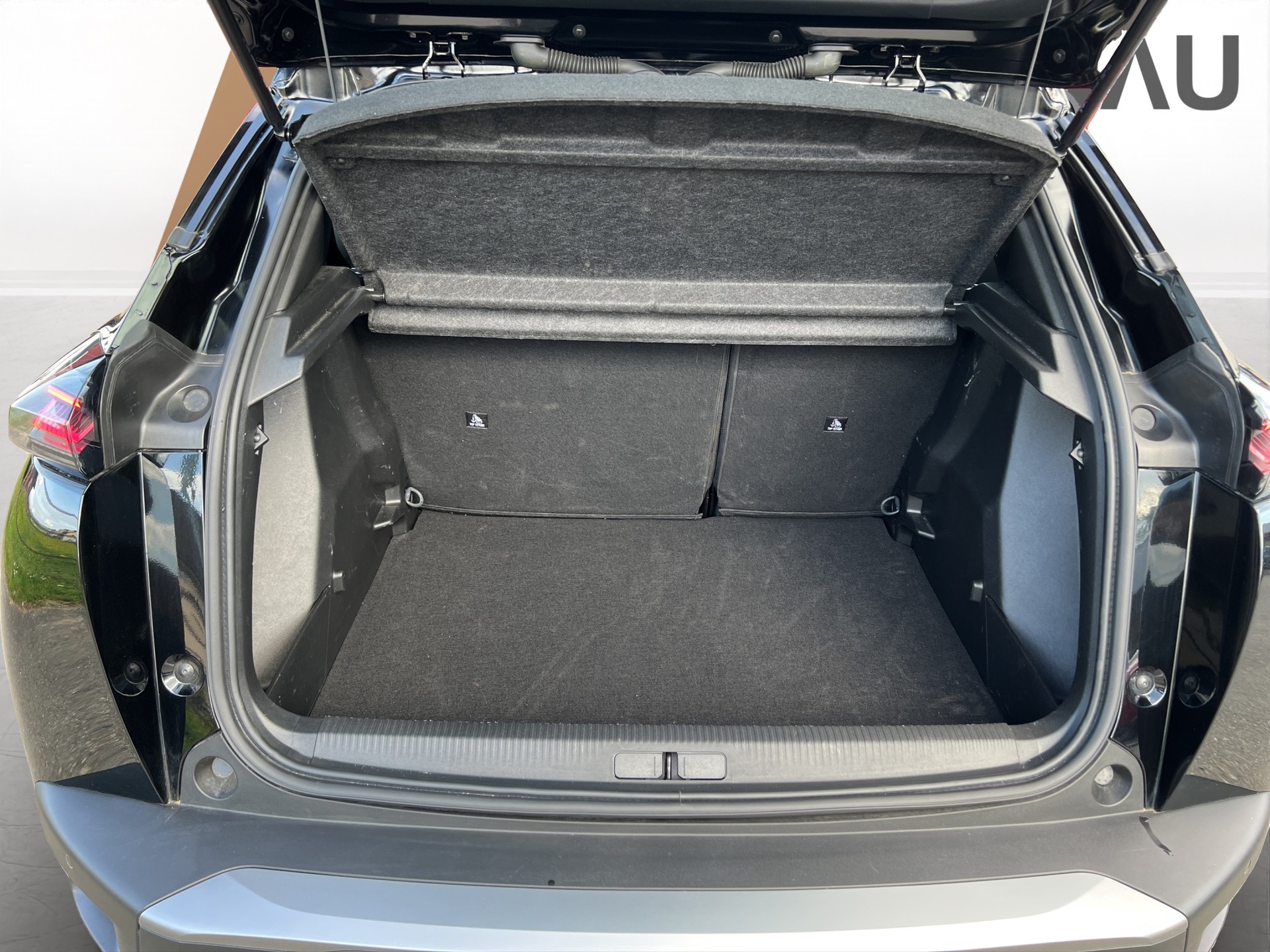 PEUGEOT 2008 1.2 Hybrid 145 Style - 25