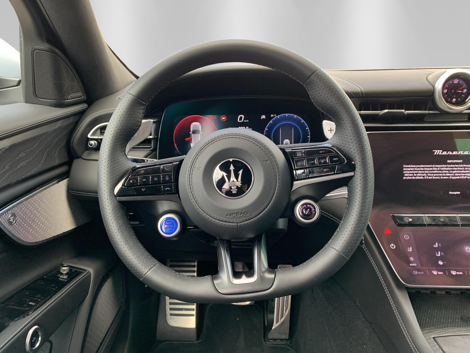 MASERATI Grecale 2.0 Hybrid Modena - 10