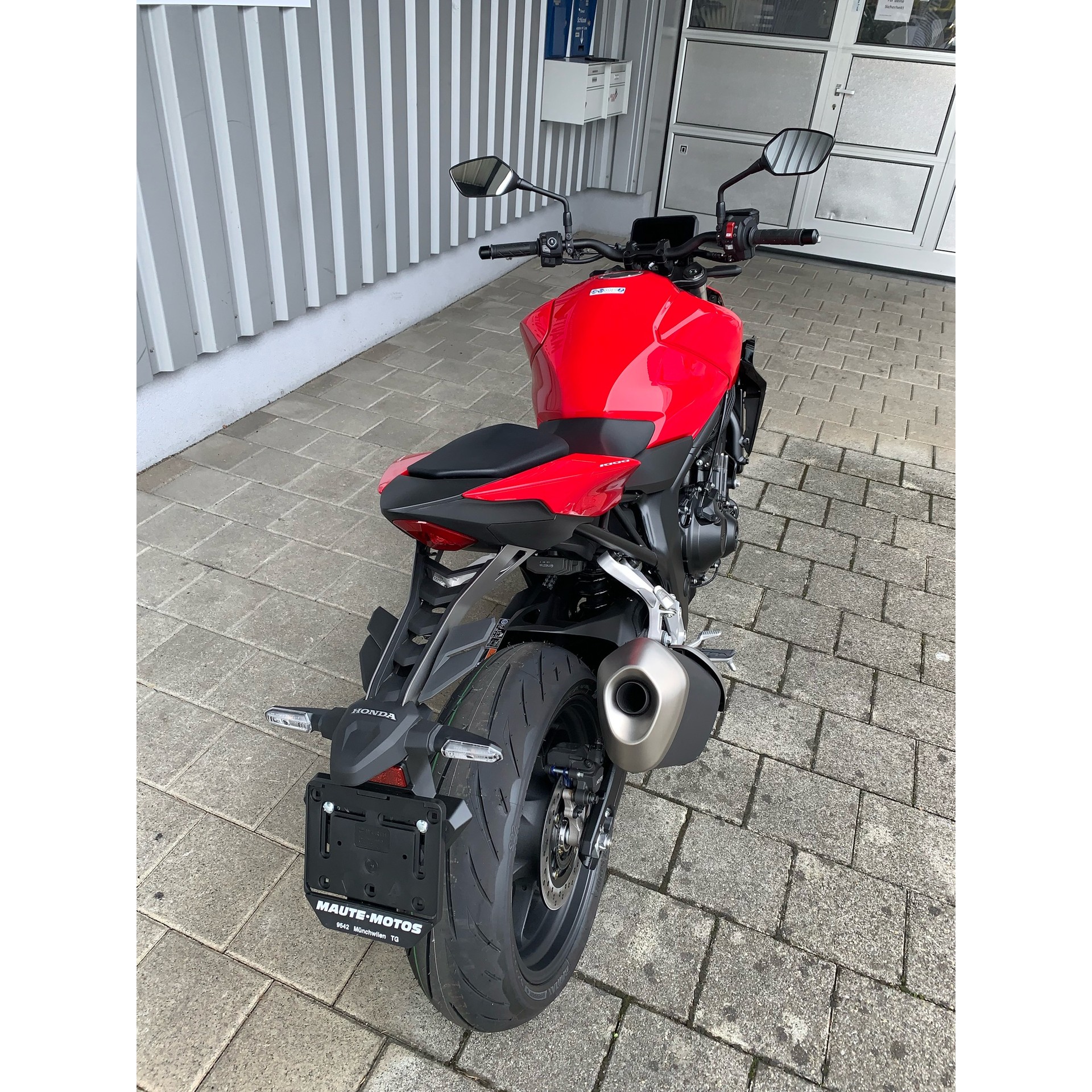 HONDA CB 1000 Hornet - 3
