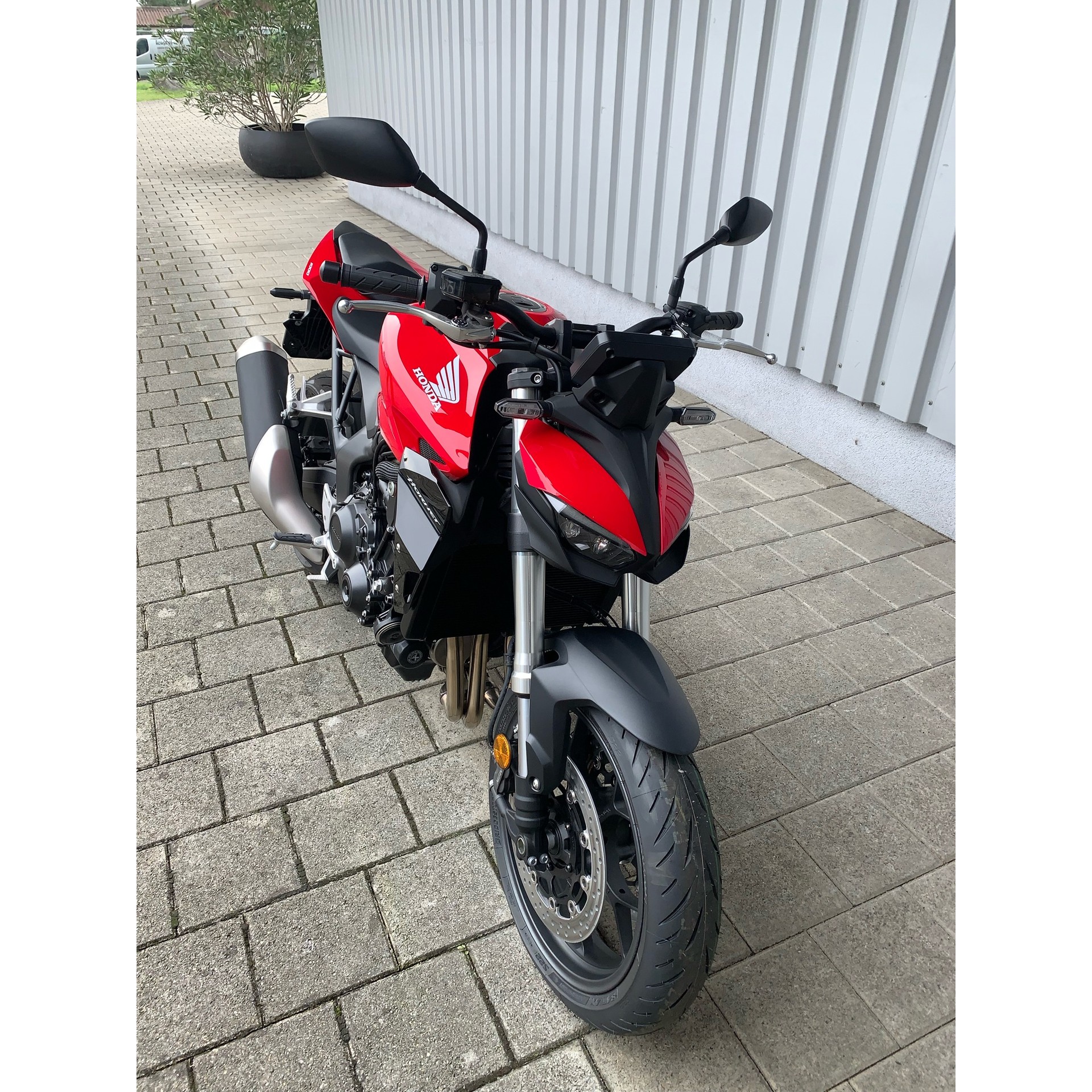 HONDA CB 1000 Hornet - 4