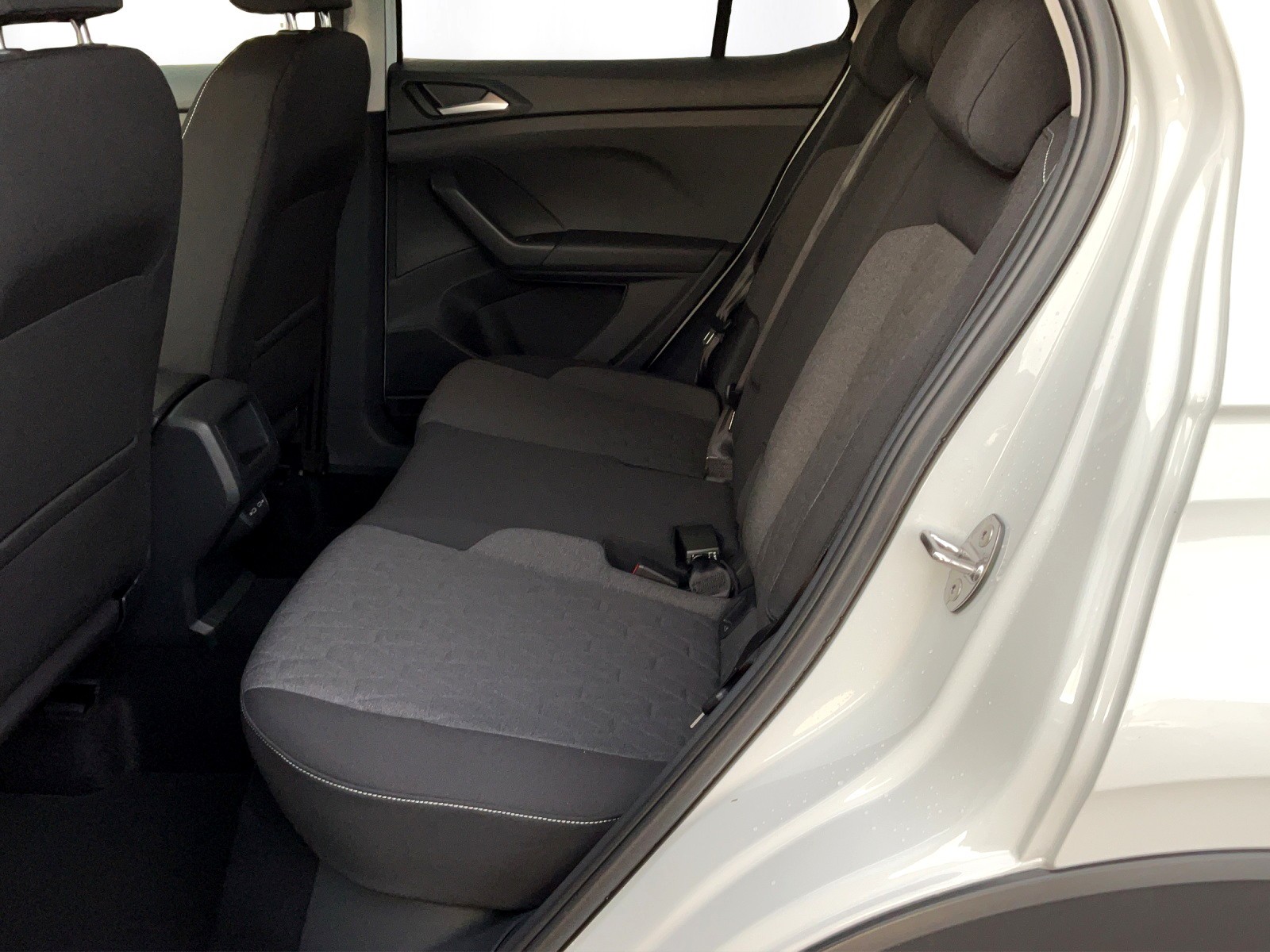 VW T-Cross 1.0 TSI EVO United DSG - 11
