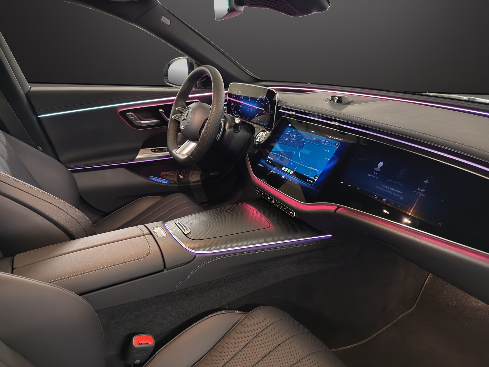 MERCEDES-BENZ E 450 d 4Matic AMG-Line 9G-Tronic - 12