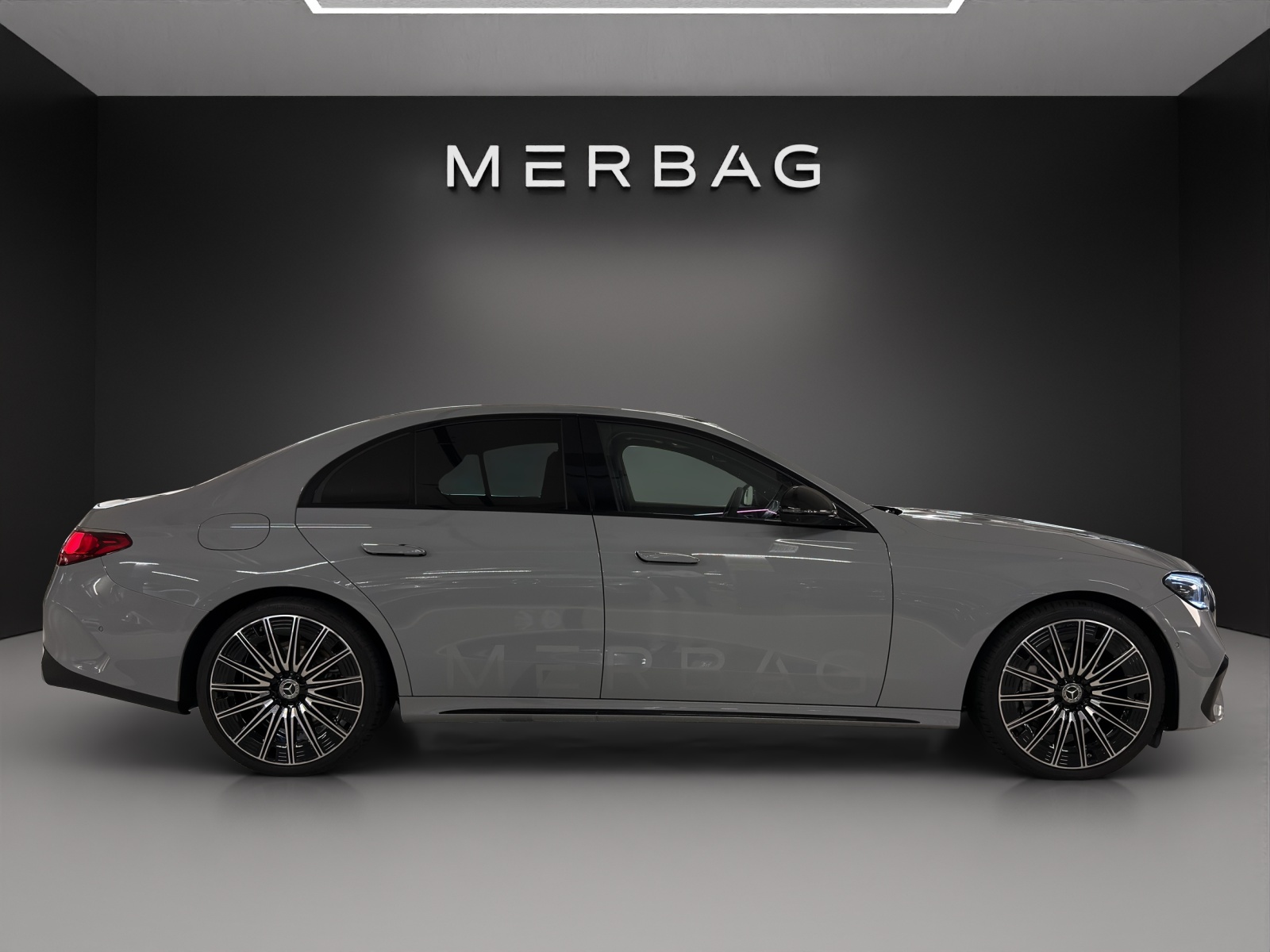 MERCEDES-BENZ E 450 d 4Matic AMG-Line 9G-Tronic - 5