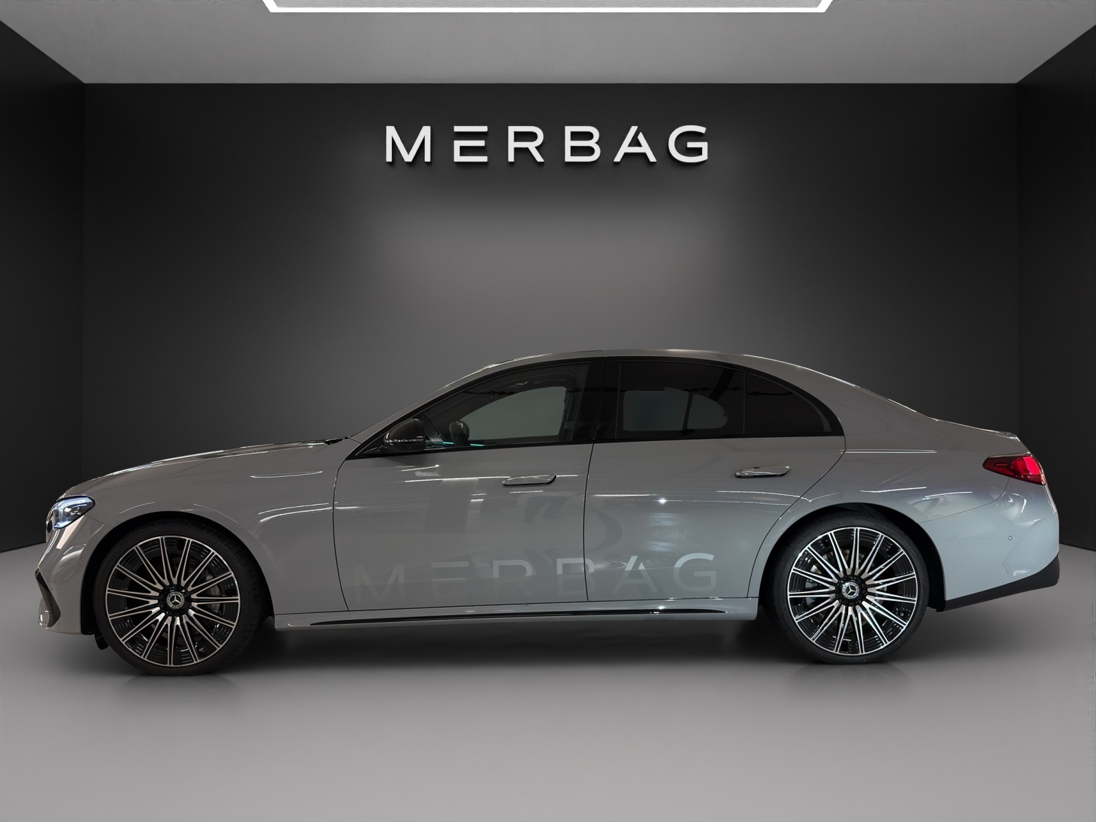 MERCEDES-BENZ E 450 d 4Matic AMG-Line 9G-Tronic - 4