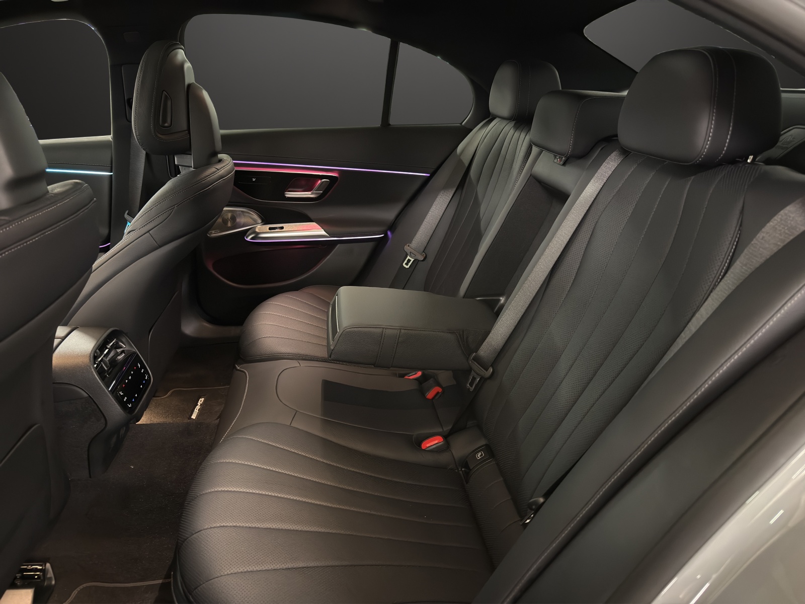 MERCEDES-BENZ E 450 d 4Matic AMG-Line 9G-Tronic - 15