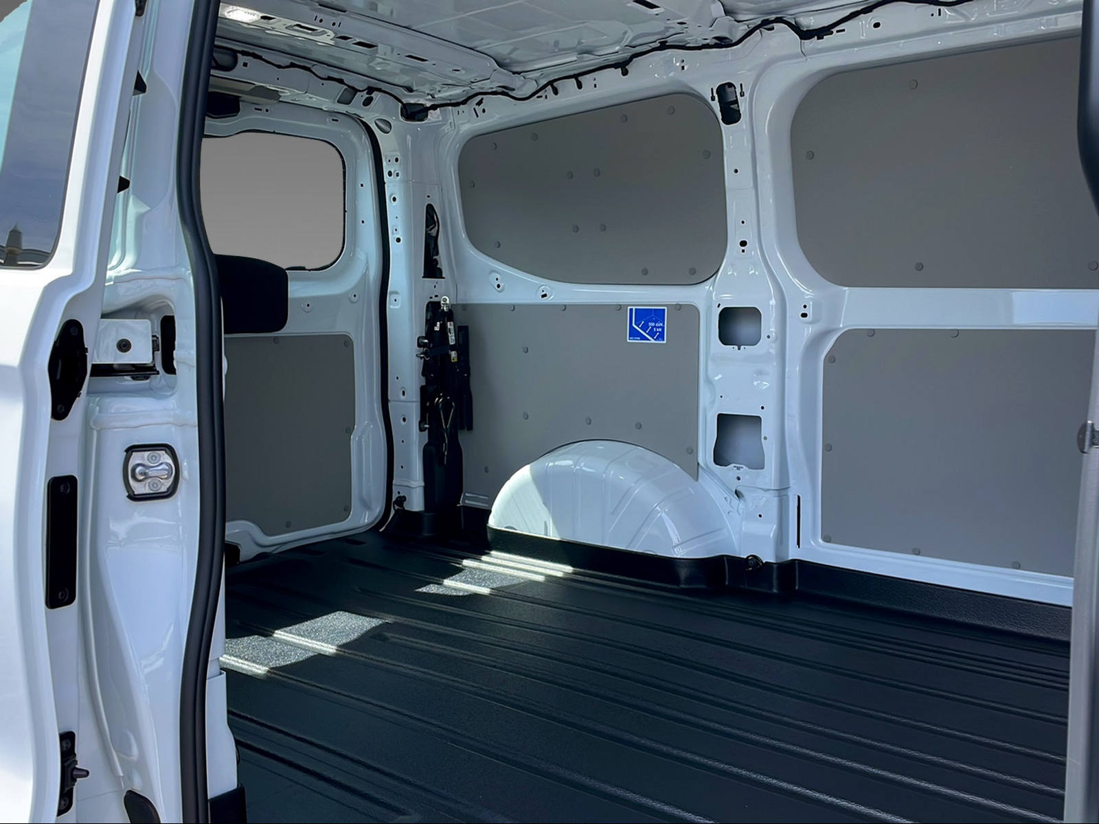 FORD Transit C Van 320 L1 2.0 EcoBlue 136 Trend - 9
