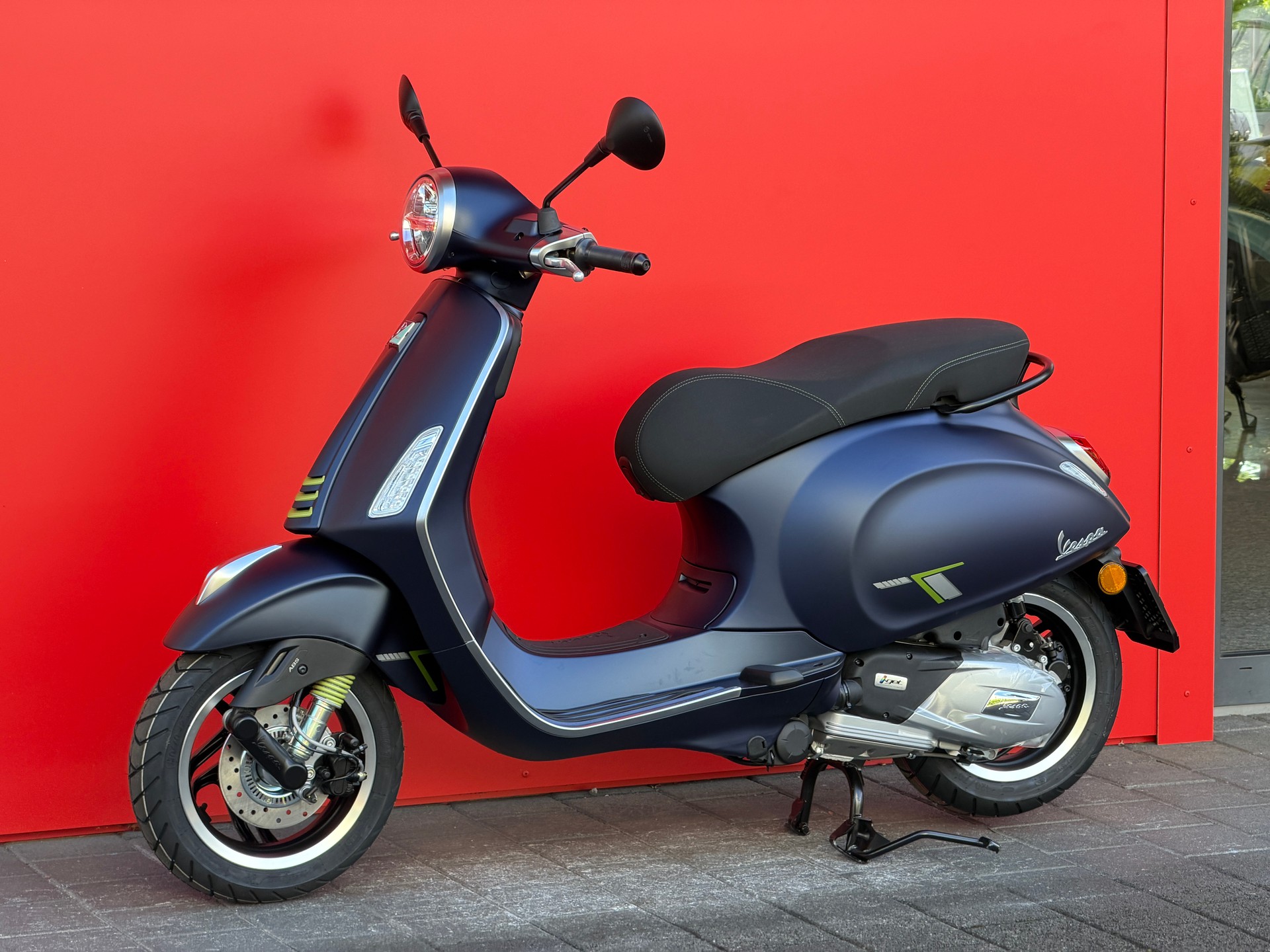 PIAGGIO Vespa 125 Primavera Tech MY26 - 6