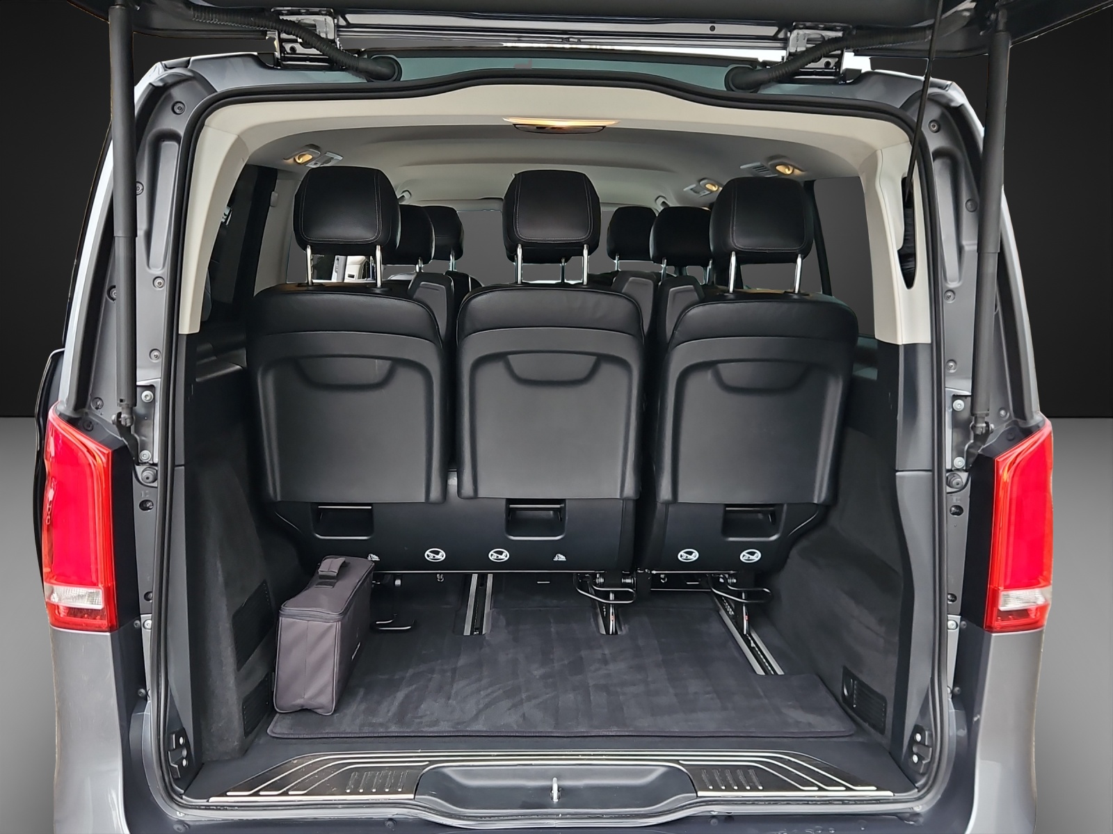 MERCEDES-BENZ EQV 300 Avantgarde lang - 12