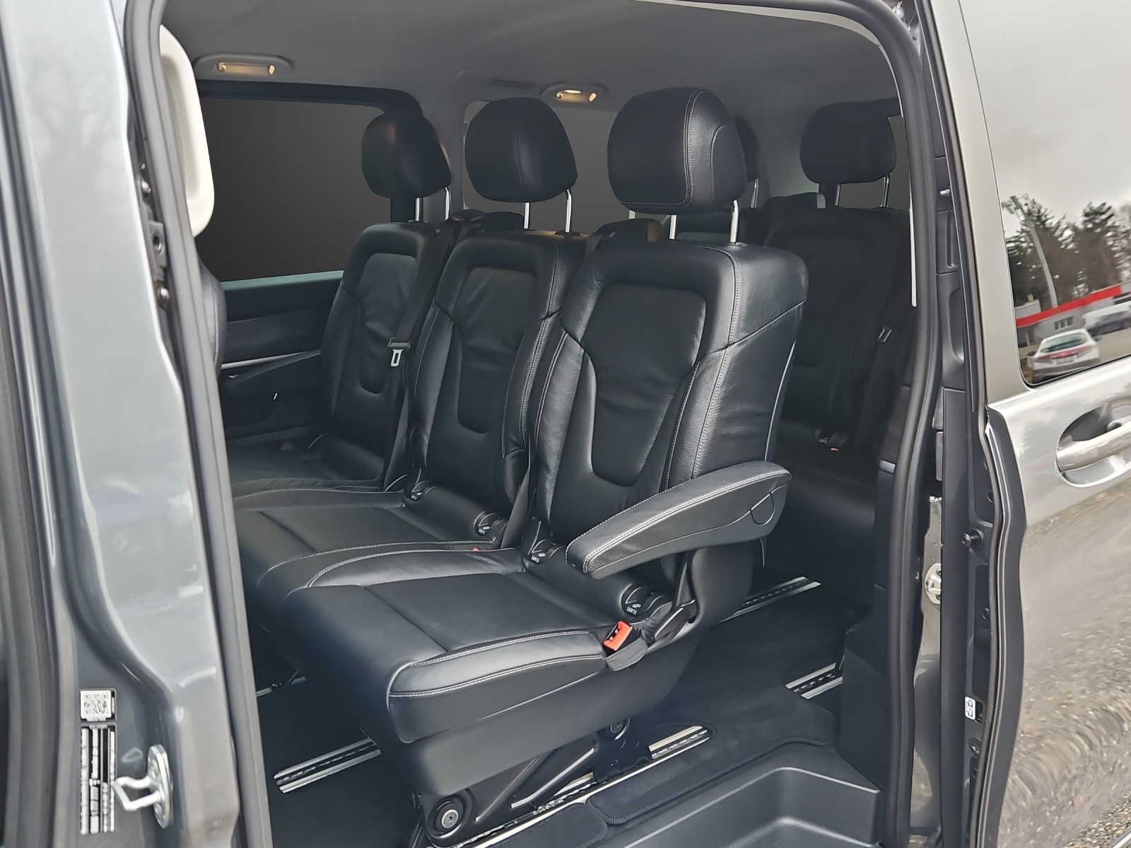 MERCEDES-BENZ EQV 300 Avantgarde lang - 9