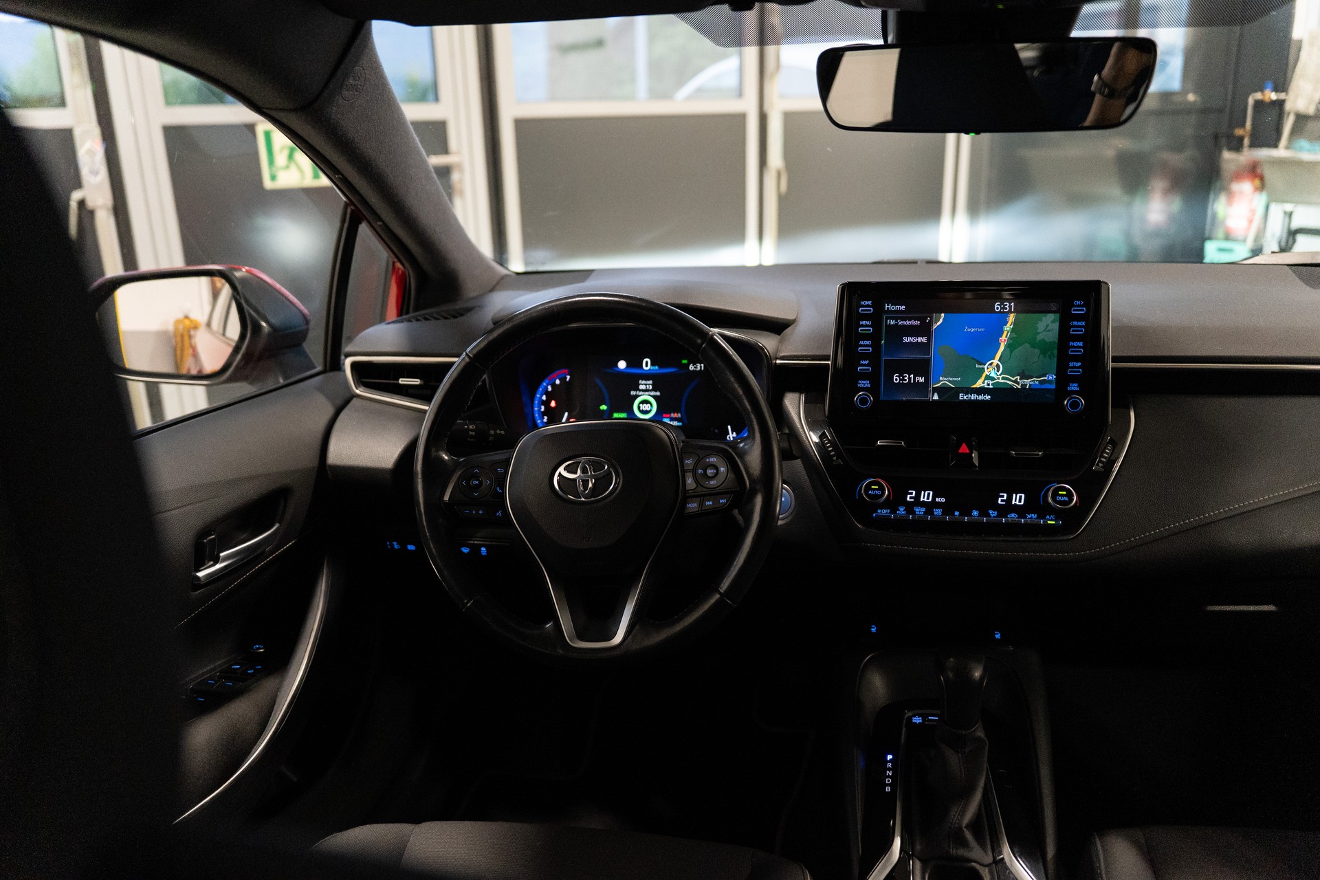 TOYOTA Corolla Touring Sports 1.8 HSD Comfort e-CVT - 14
