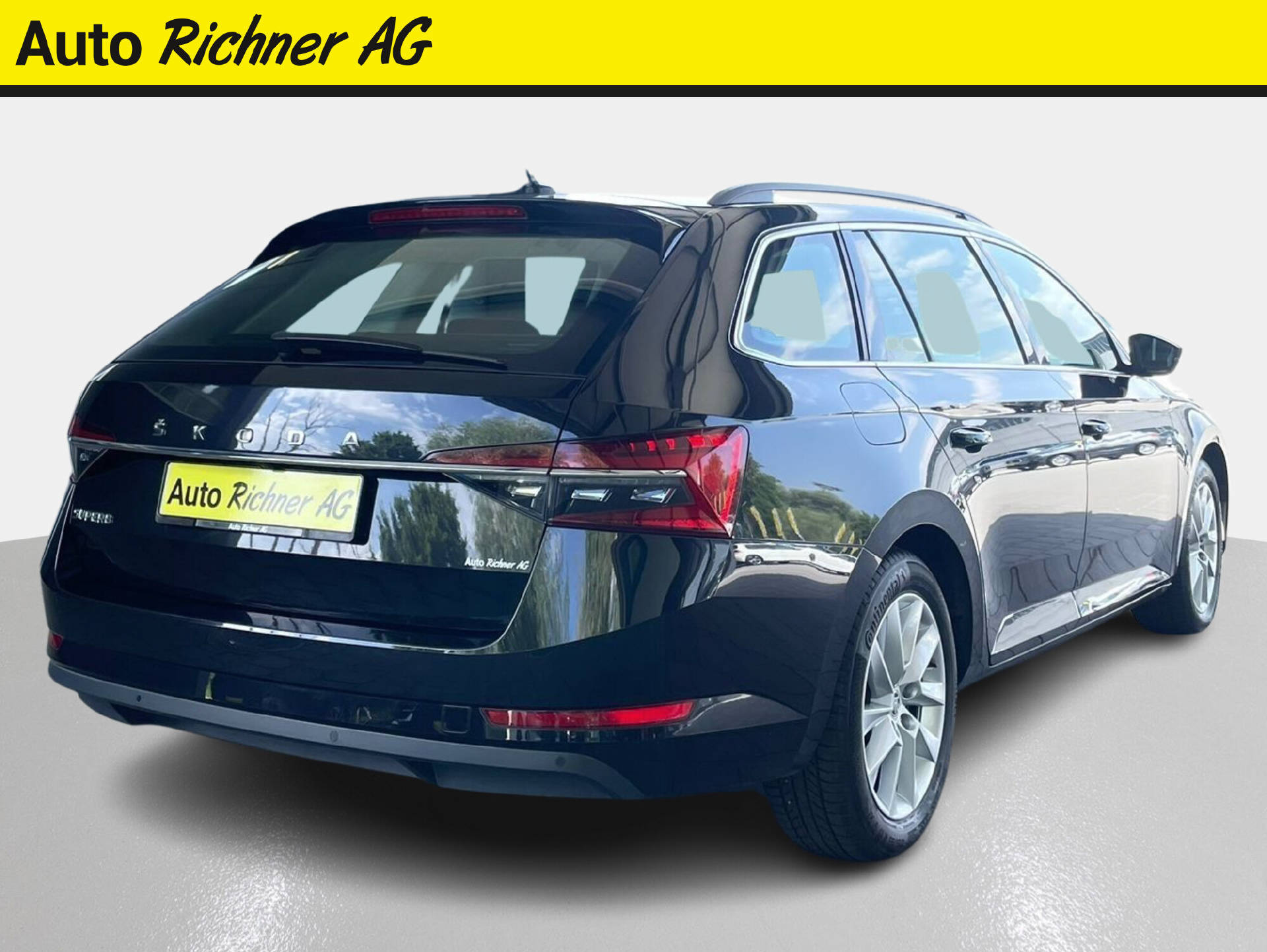 SKODA Superb Combi 2.0 TDI Ambition DSG-3