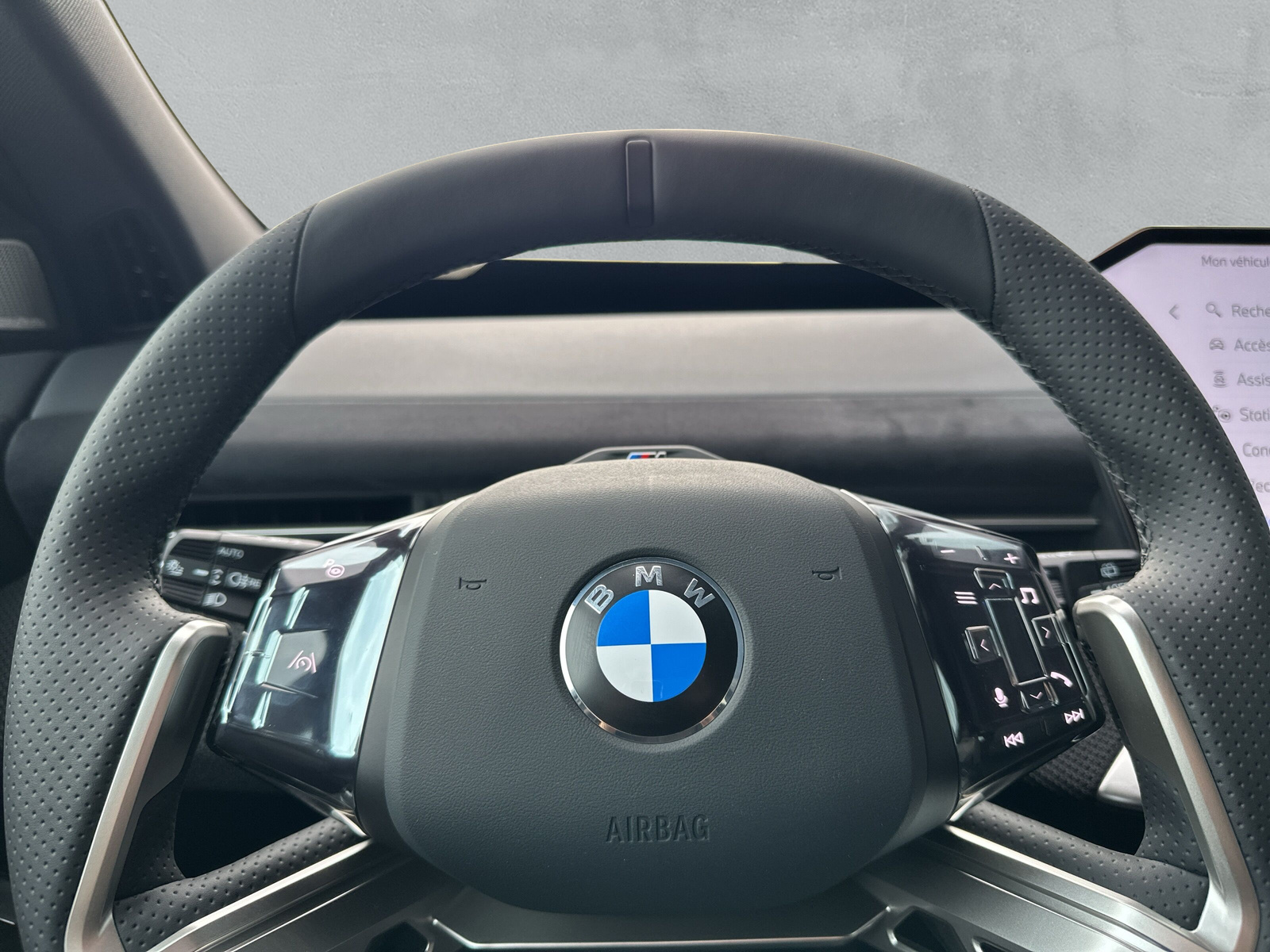 BMW iX3 50 xDrive M Sport Pro **Action de leasing à 0.9% avec assurance et roues hiver** - 18