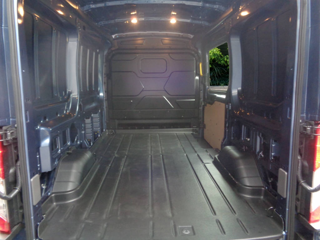 FORD E-Transit Van 350 L2H2 67kWh Trend - 7