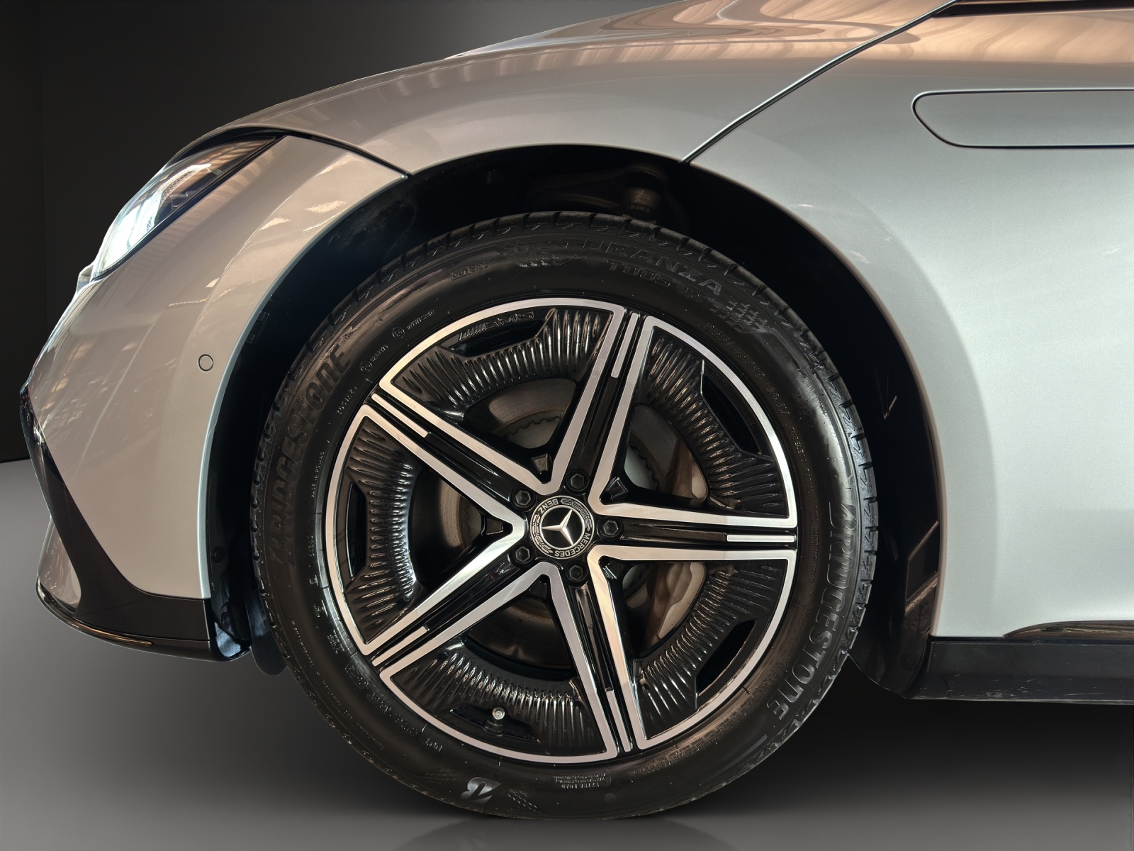 MERCEDES-BENZ EQE 350 4 Matic Exe. Ed. - 8