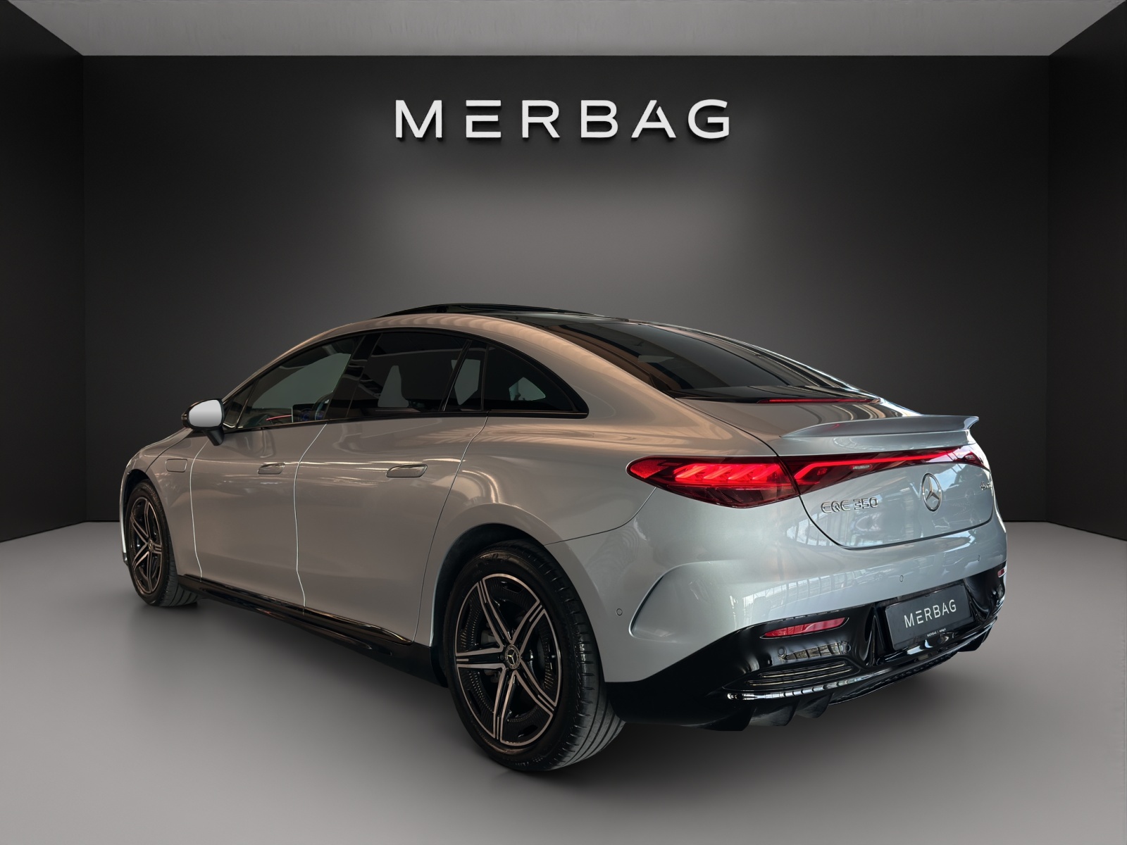 MERCEDES-BENZ EQE 350 4 Matic Exe. Ed. - 4