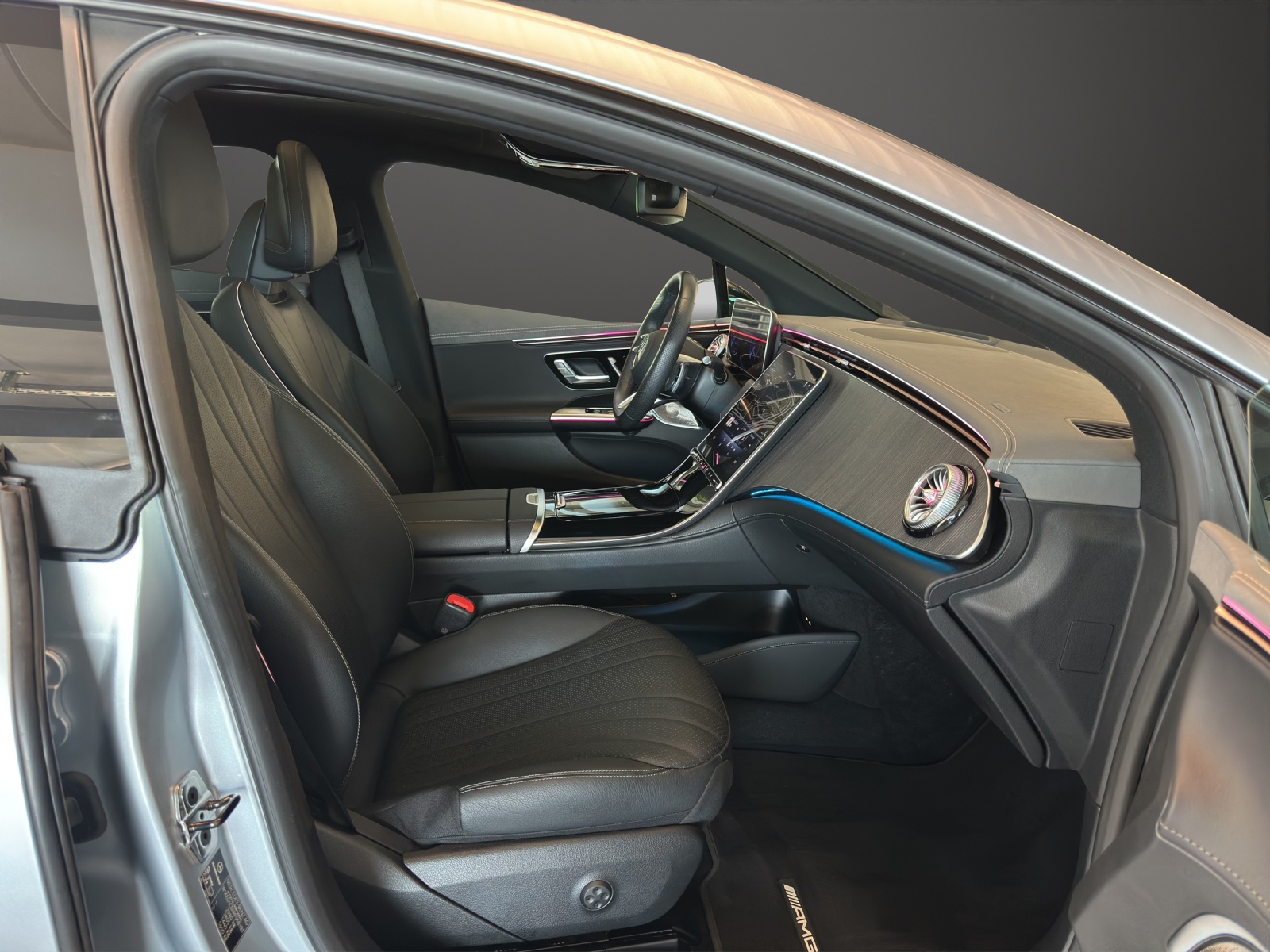 MERCEDES-BENZ EQE 350 4 Matic Exe. Ed. - 11