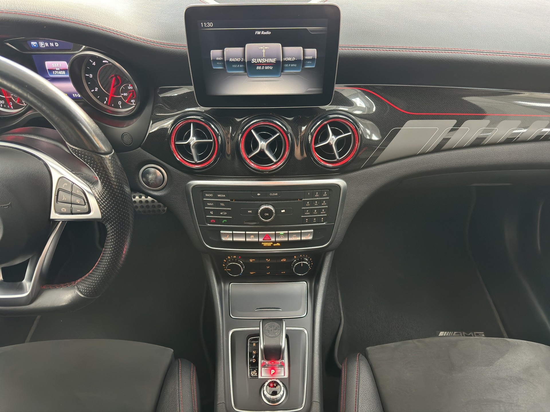 MERCEDES-BENZ CLA Shooting Brake 45 AMG 4Matic Speedshift - 9